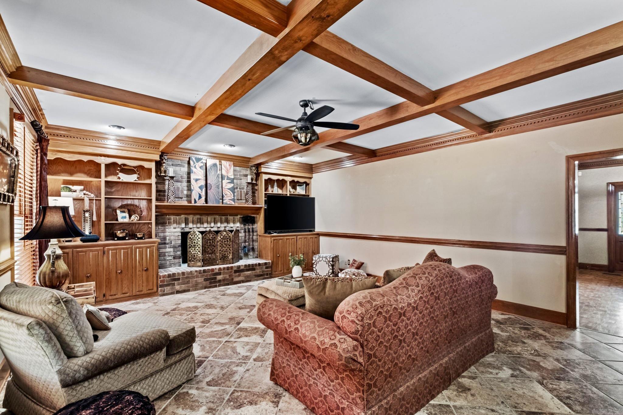 MAUMELLE CLUB MANOR TO CRYSTAL - Residential