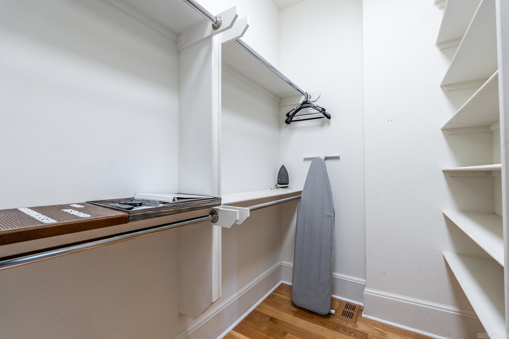 CITY OF LR L15 - Residential