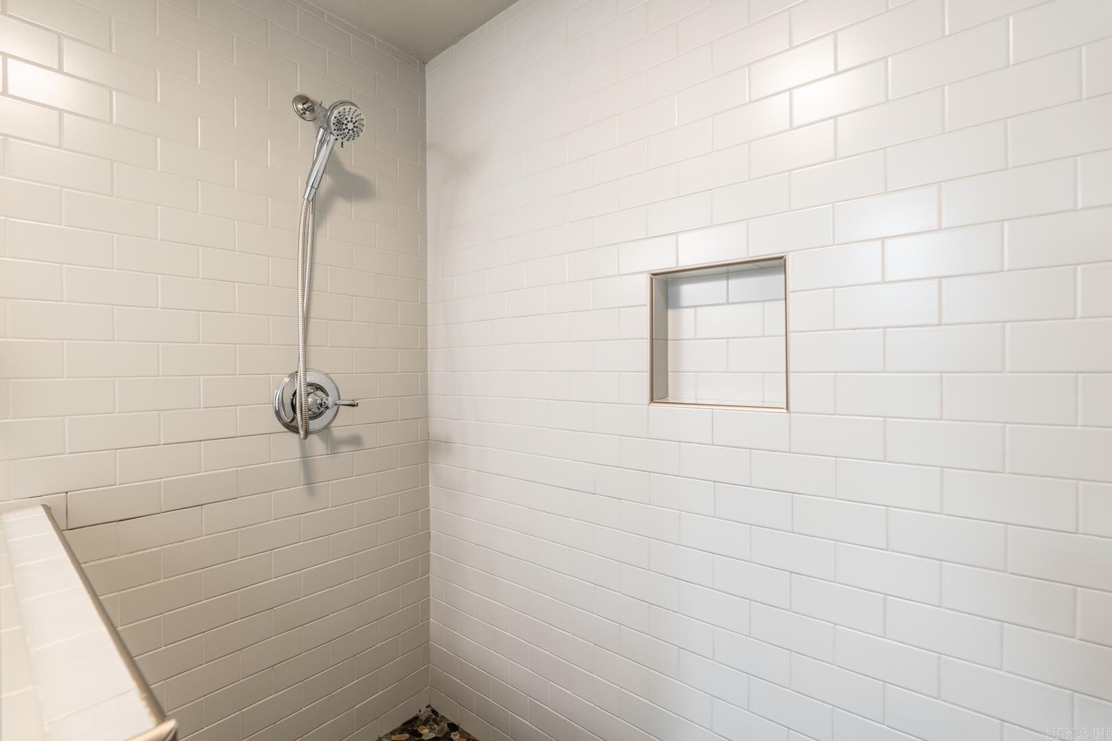 CITY OF LR L15 - Residential