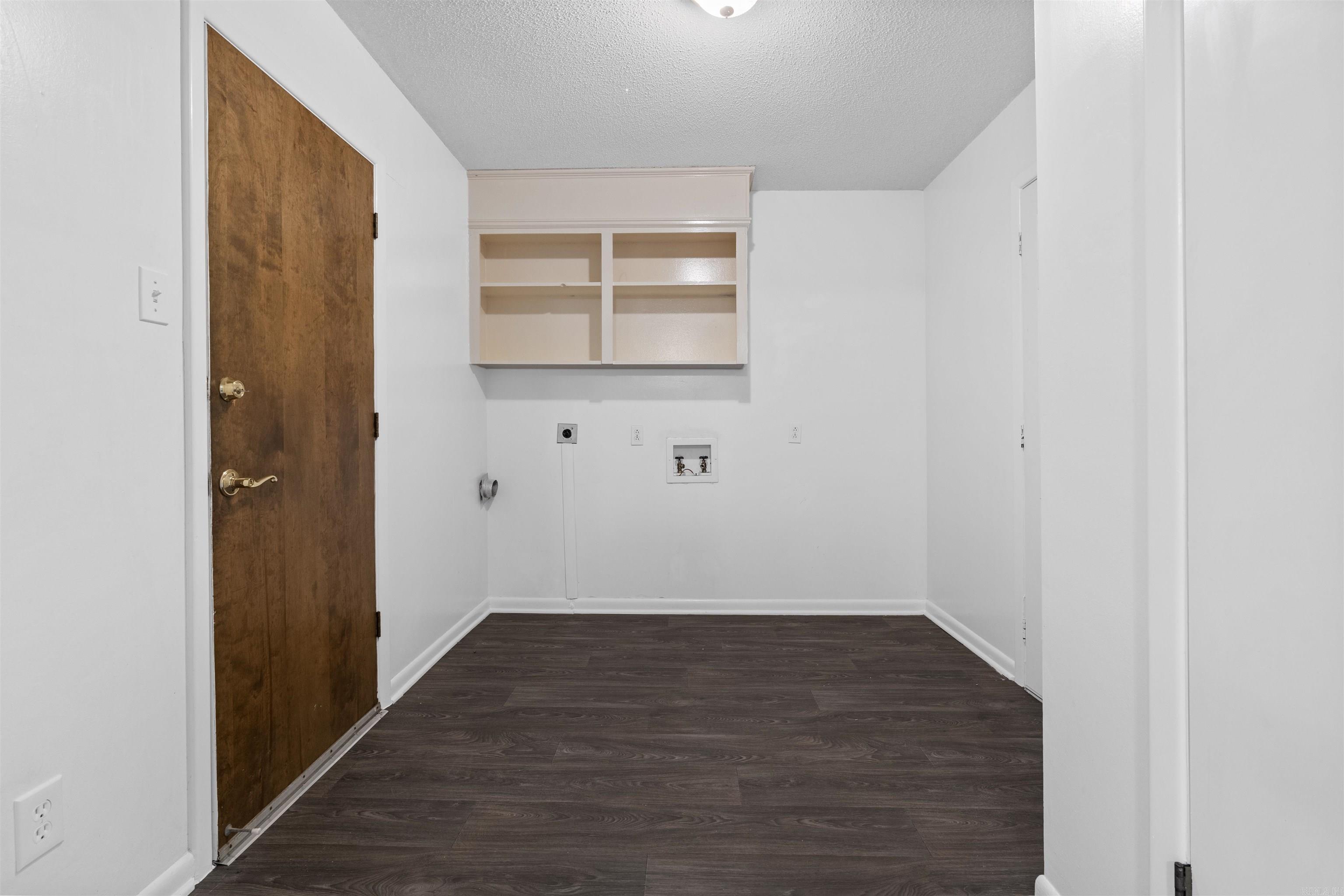 Teakwood - Residential