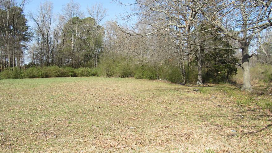 Great Location for commercial or multi-family development on a busy corridor near shopping and residential properties.