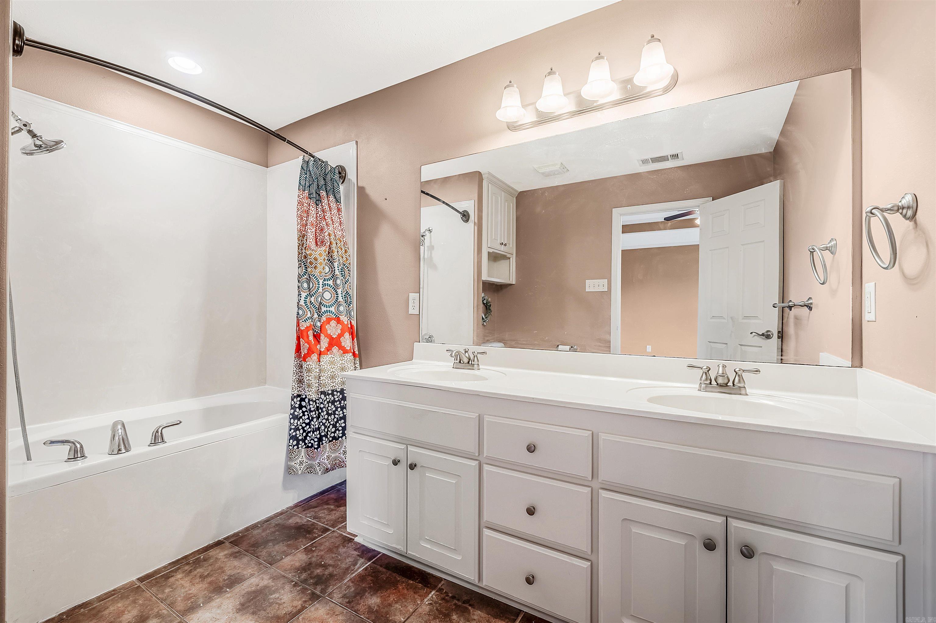 BRYSON ESTATES - Residential