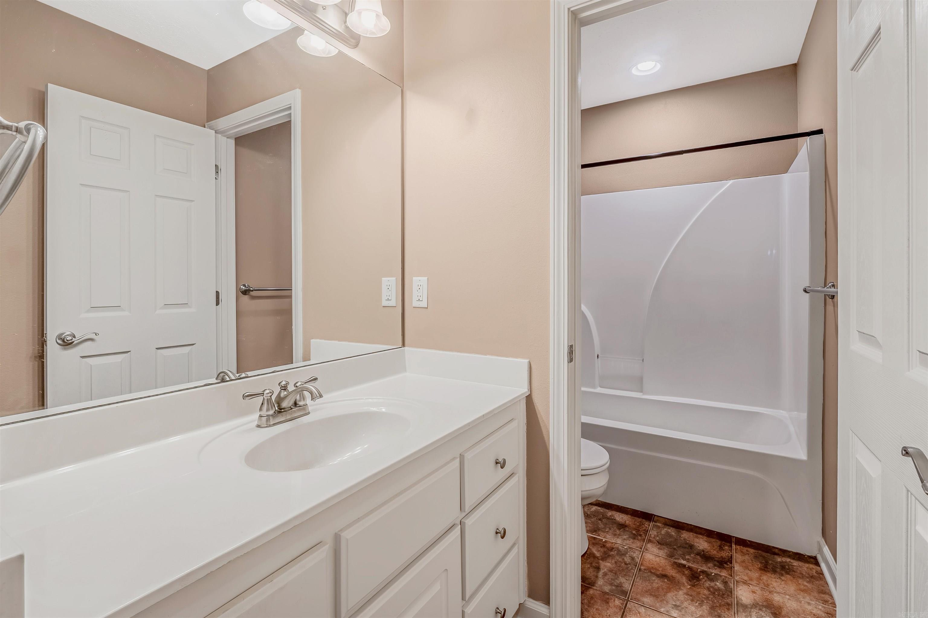 BRYSON ESTATES - Residential