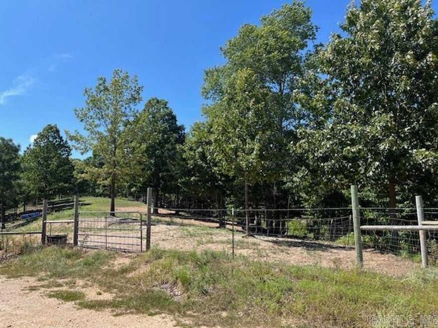 6.18 Acres in Ft. Lake School District.