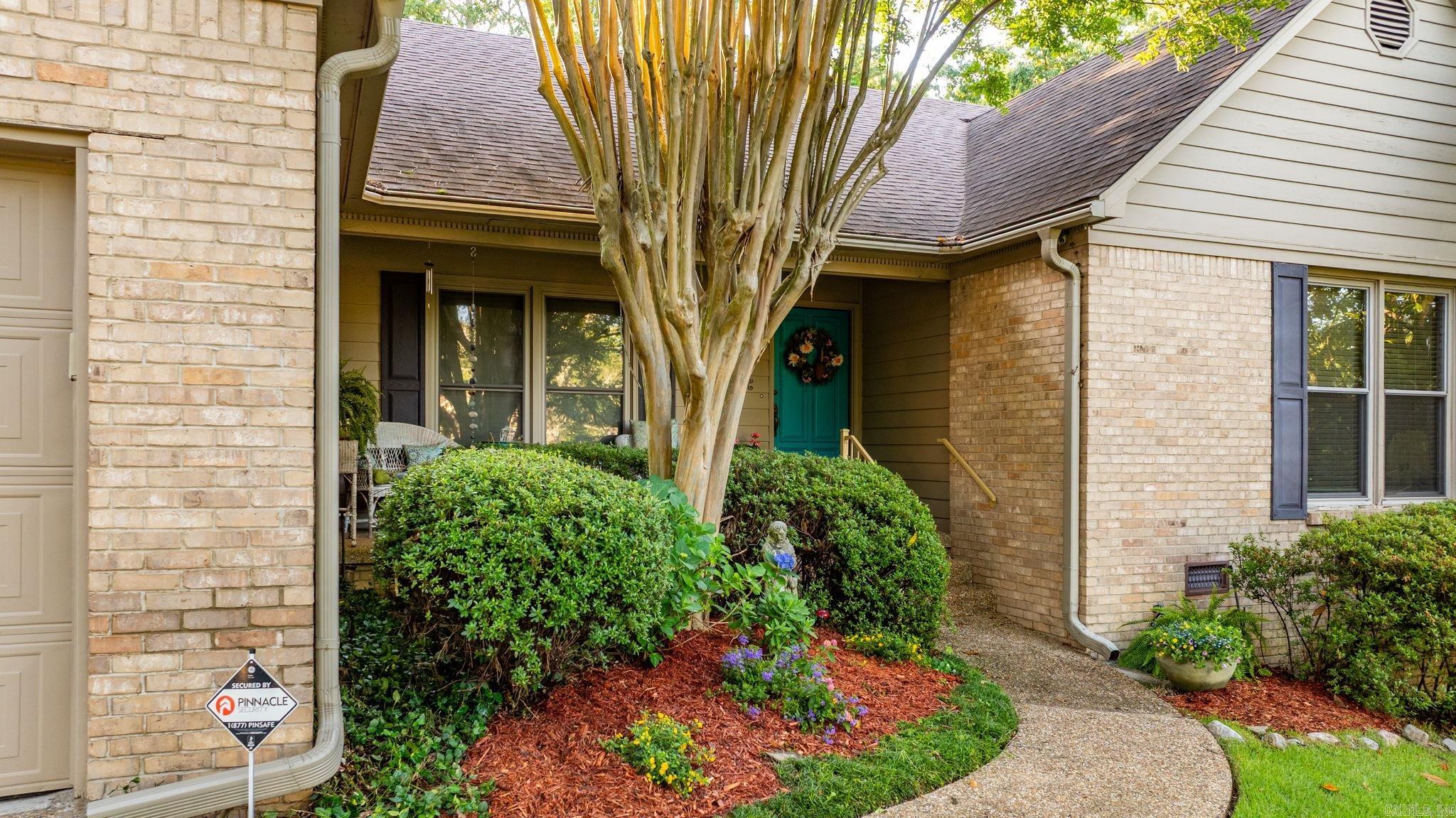 LONGLEA MANOR ADDN - Residential