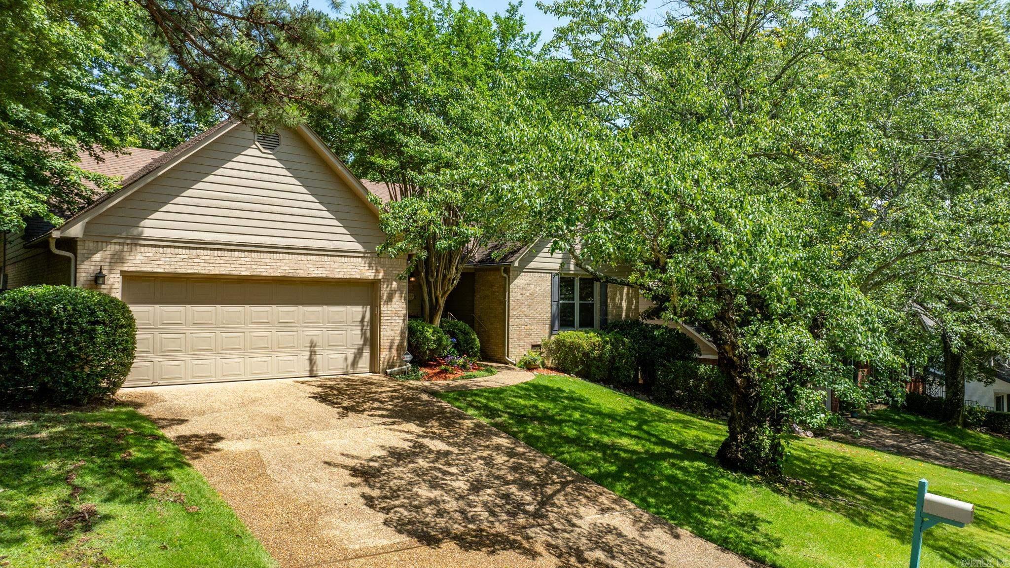 LONGLEA MANOR ADDN - Residential