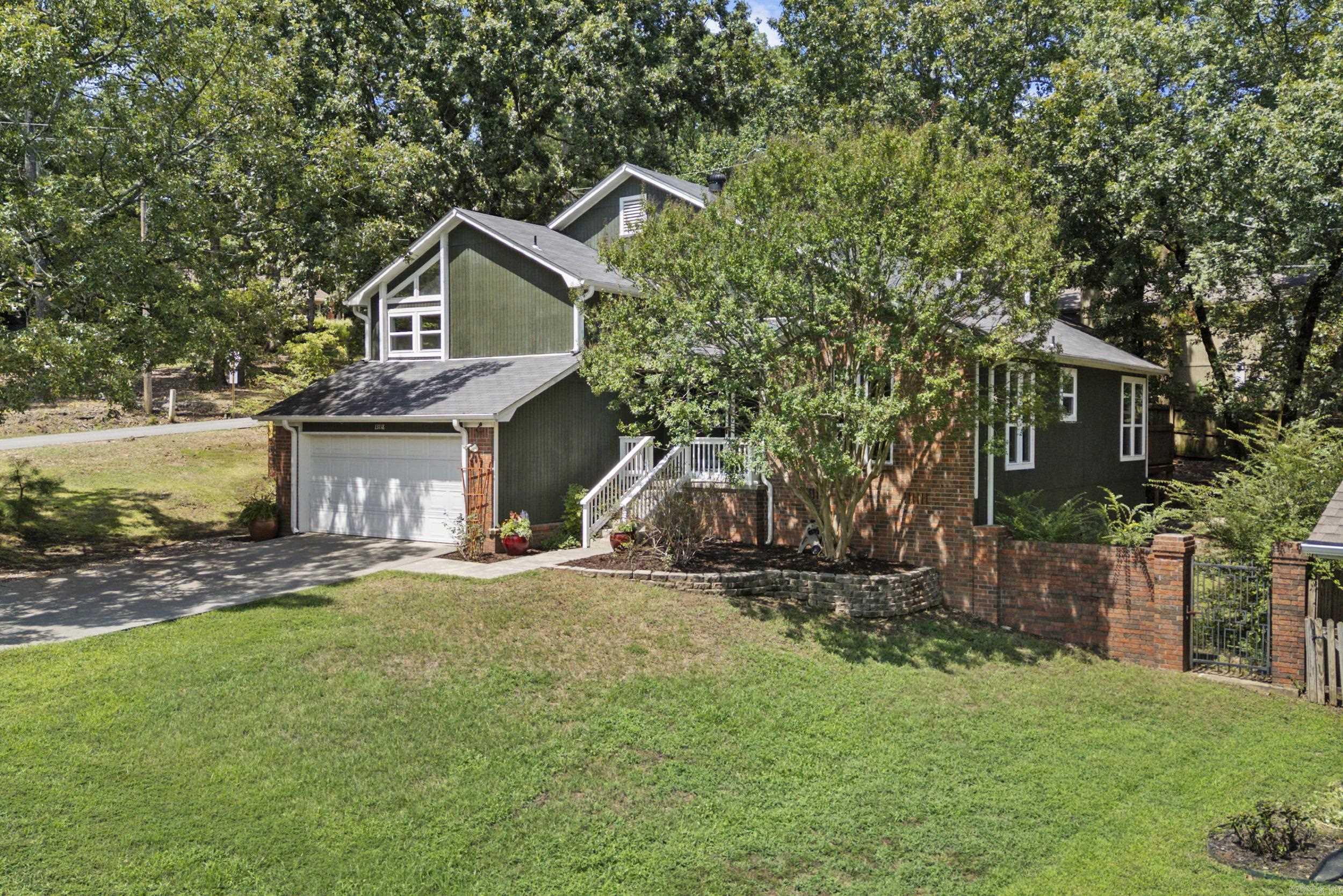 CEDAR RIDGE - Residential