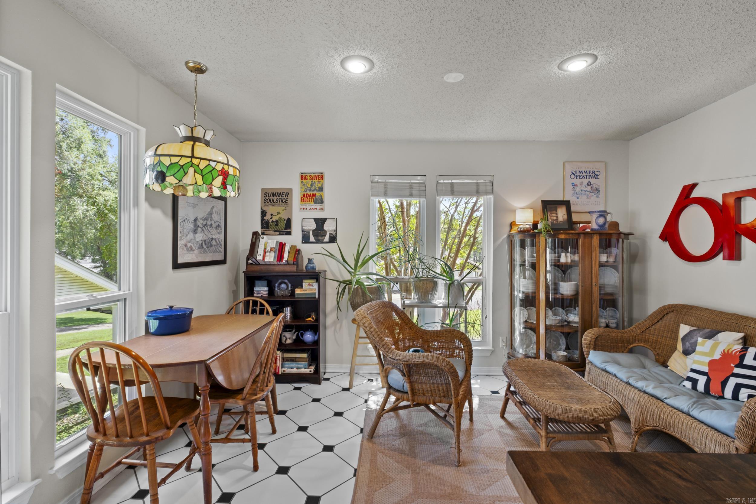 CEDAR RIDGE - Residential