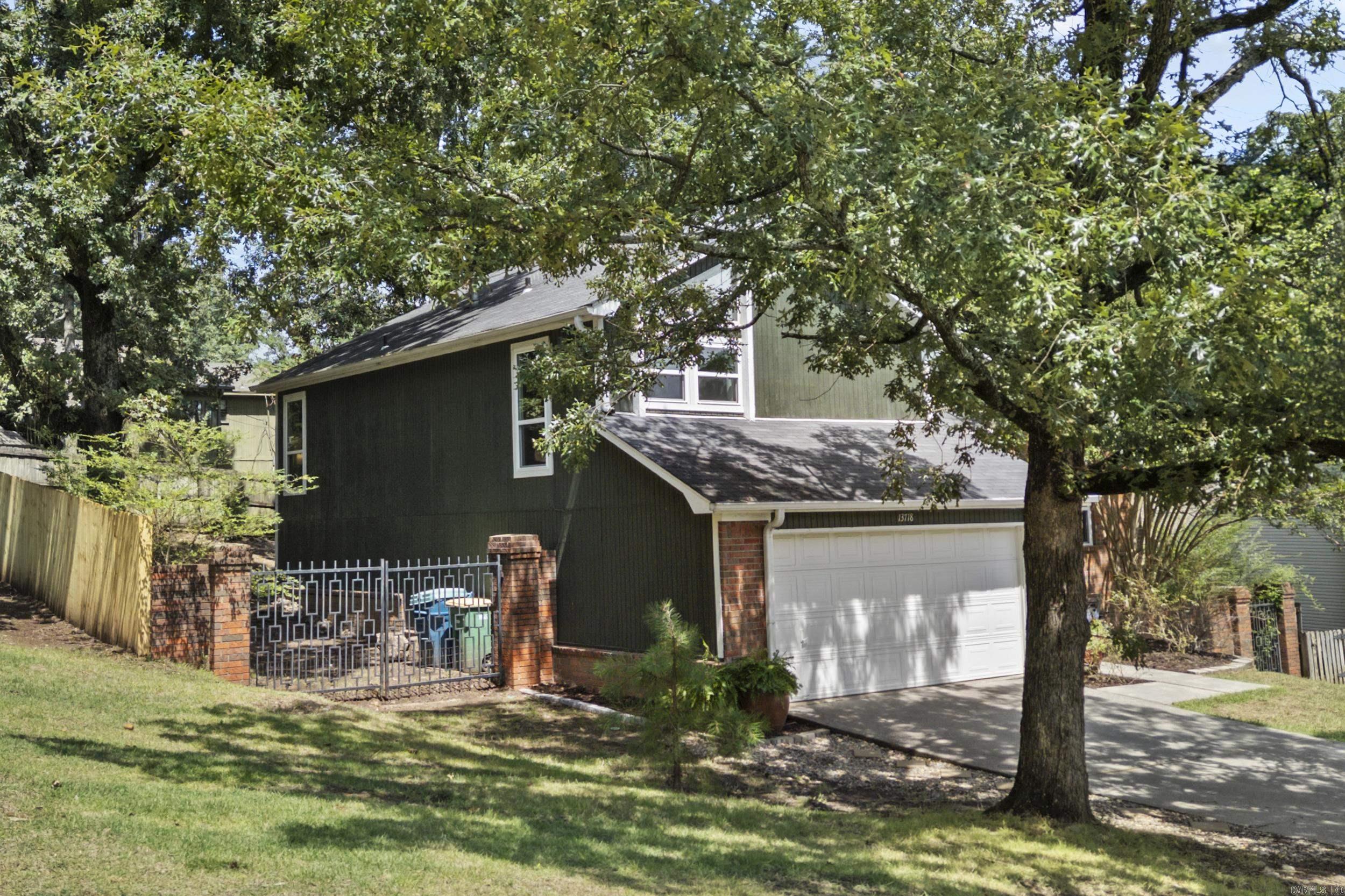CEDAR RIDGE - Residential
