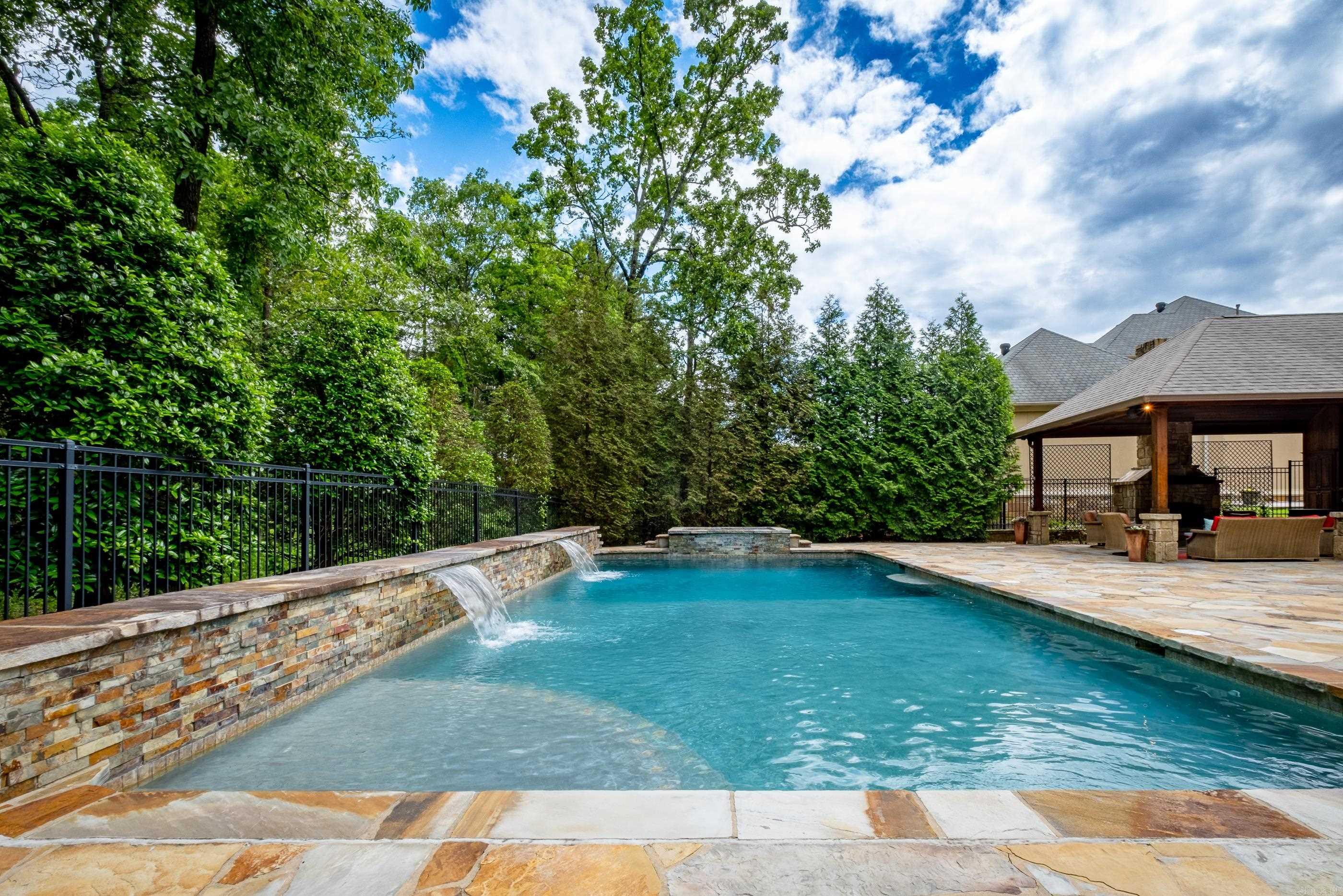 CHENAL VALLEY GERMAY COURT - Residential