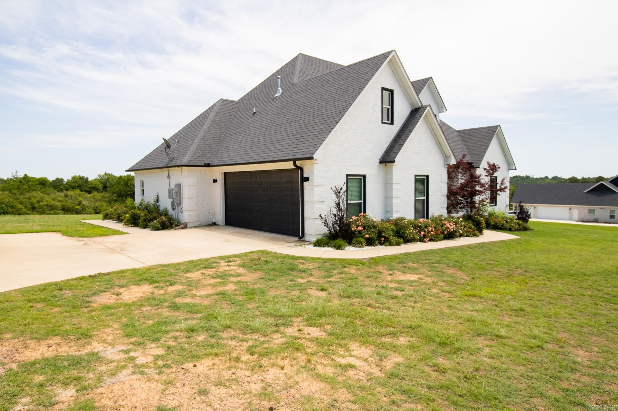 WOODRIDGE - Residential