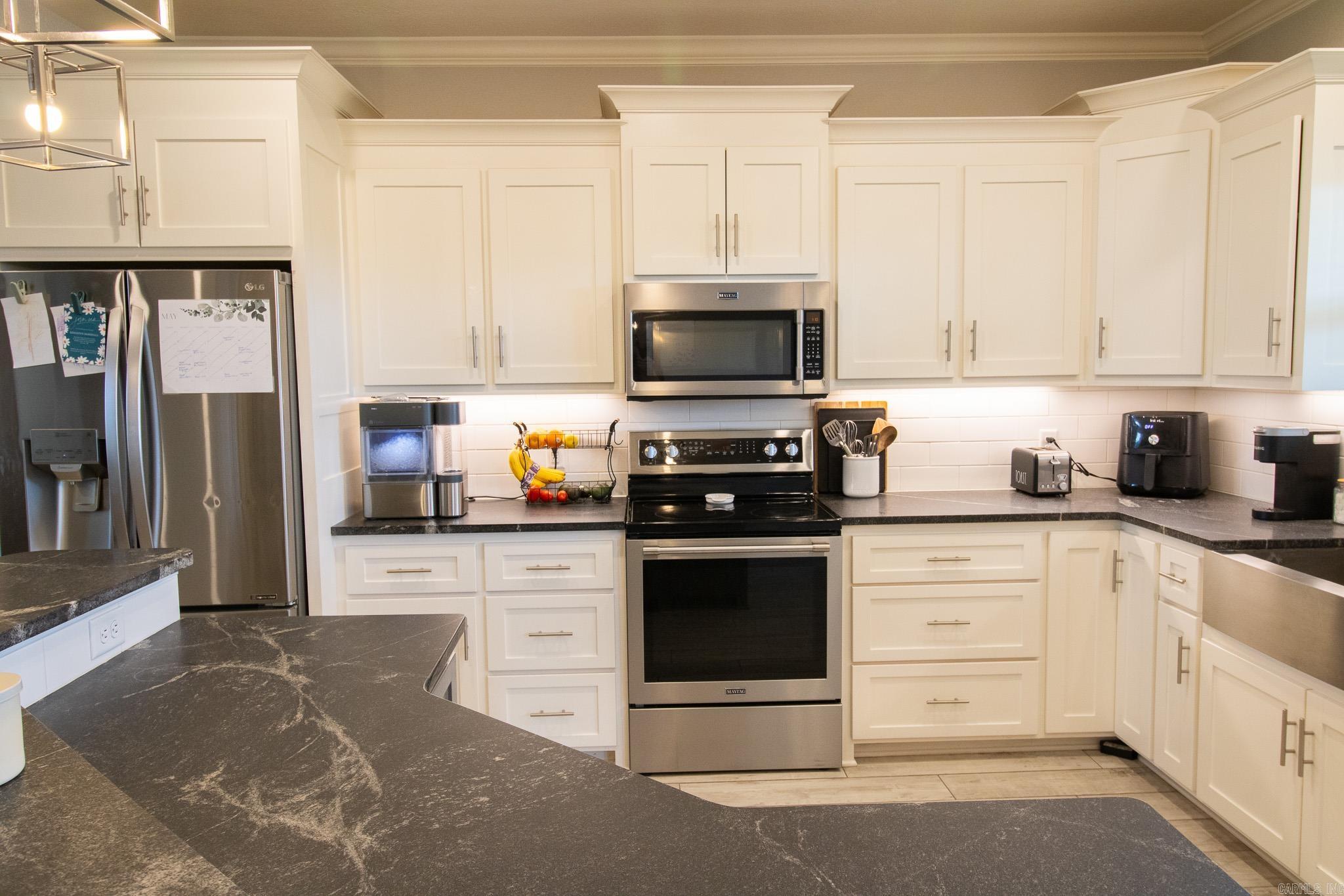 WOODRIDGE - Residential