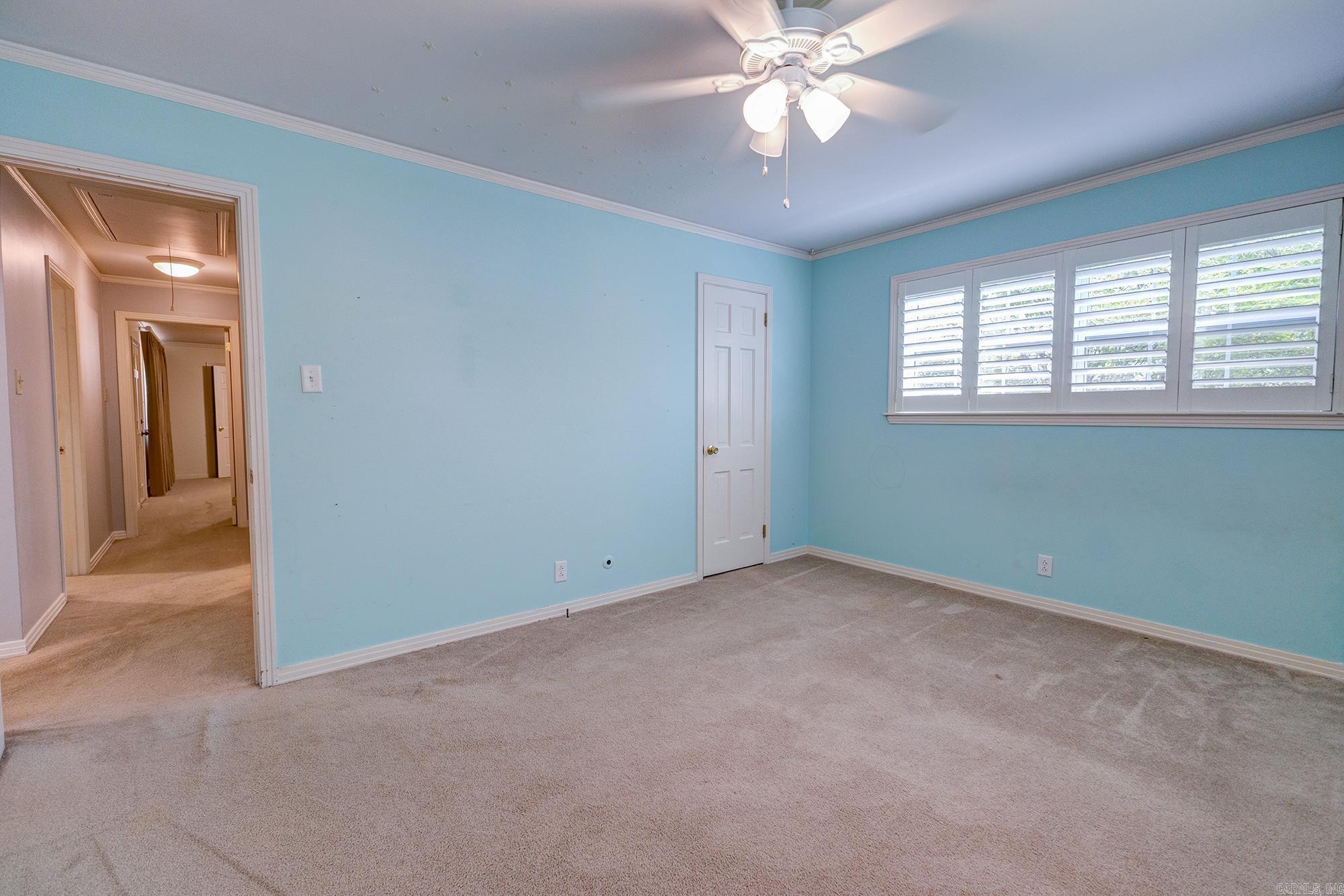 HALL COVE - Residential