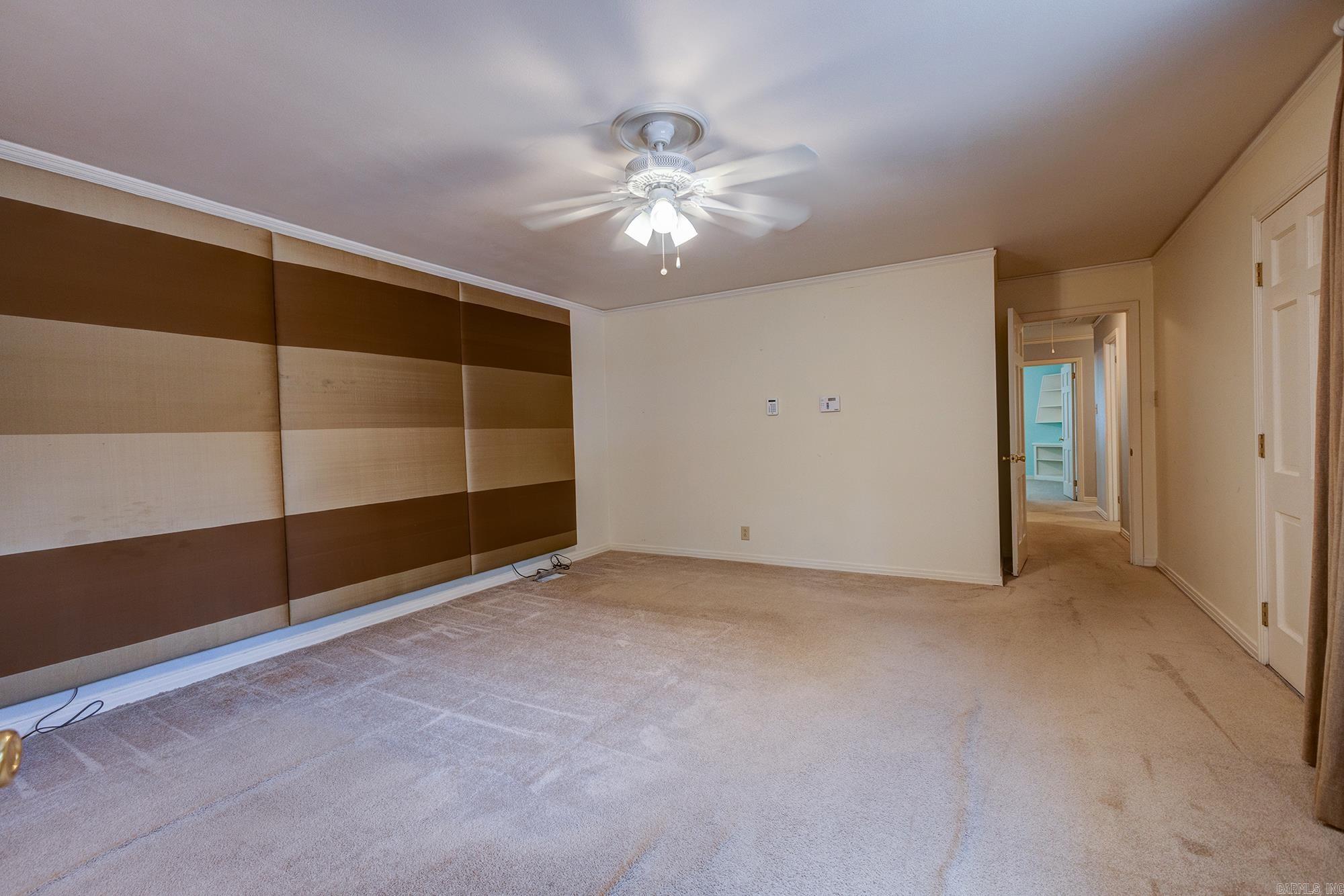 HALL COVE - Residential