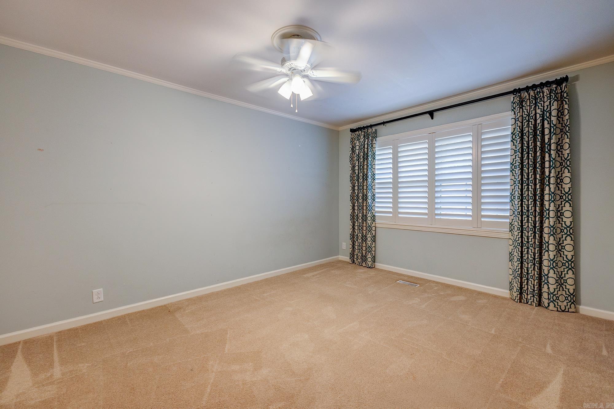 HALL COVE - Residential