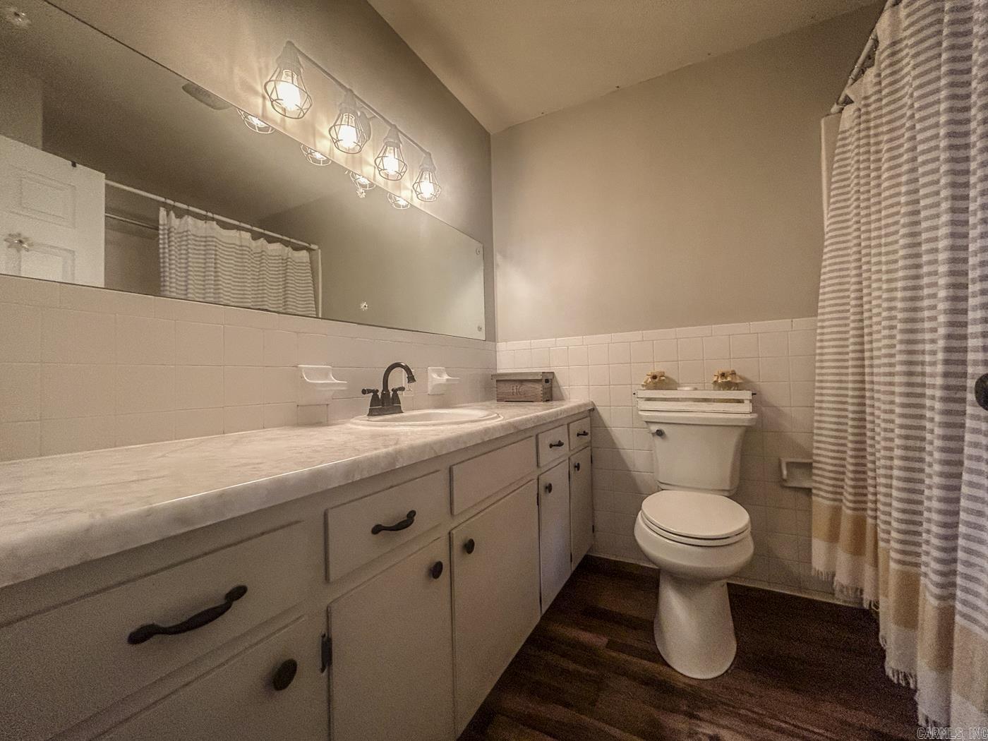 BREEZE HILLS - Residential