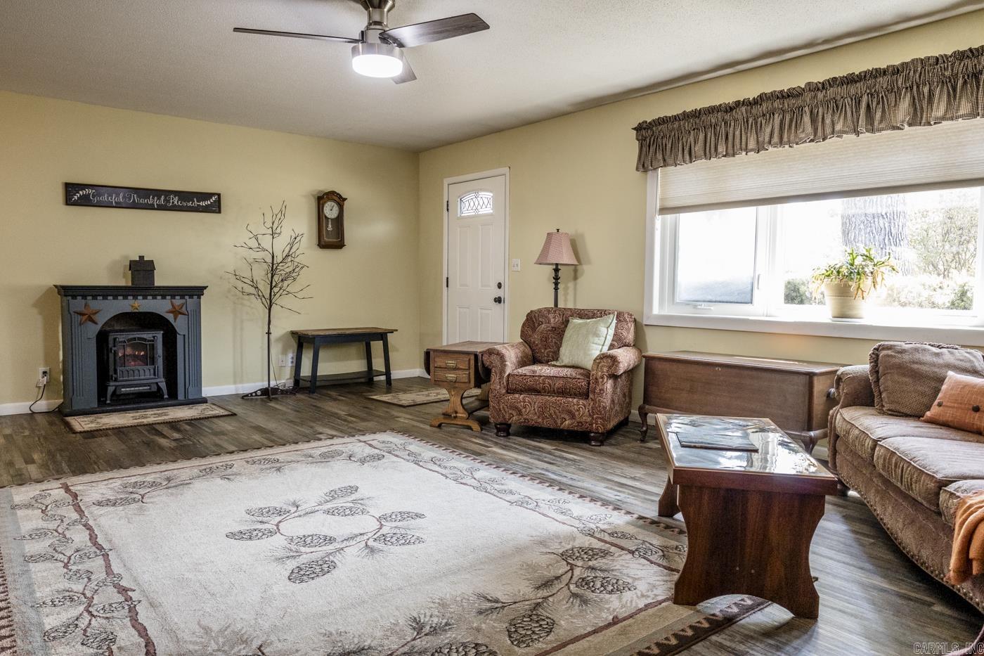 BREEZE HILLS - Residential