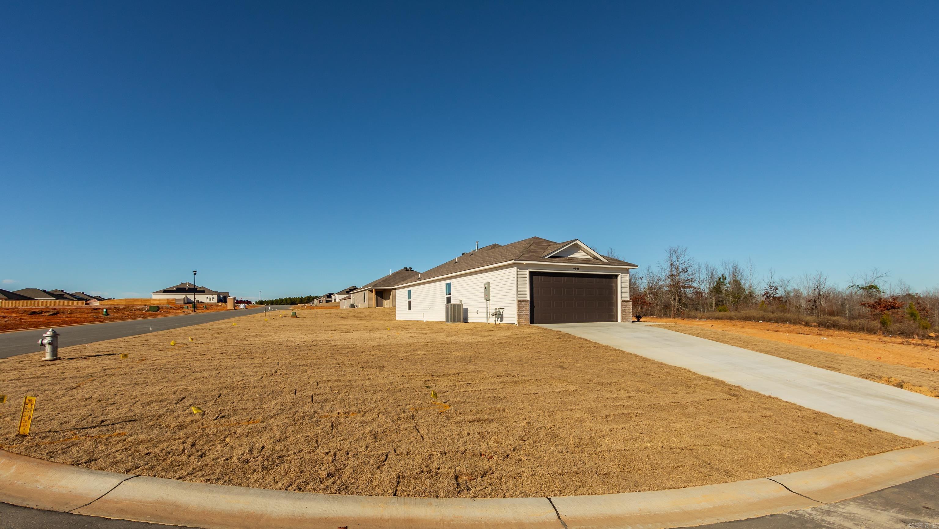 THE MEADOWS - Residential