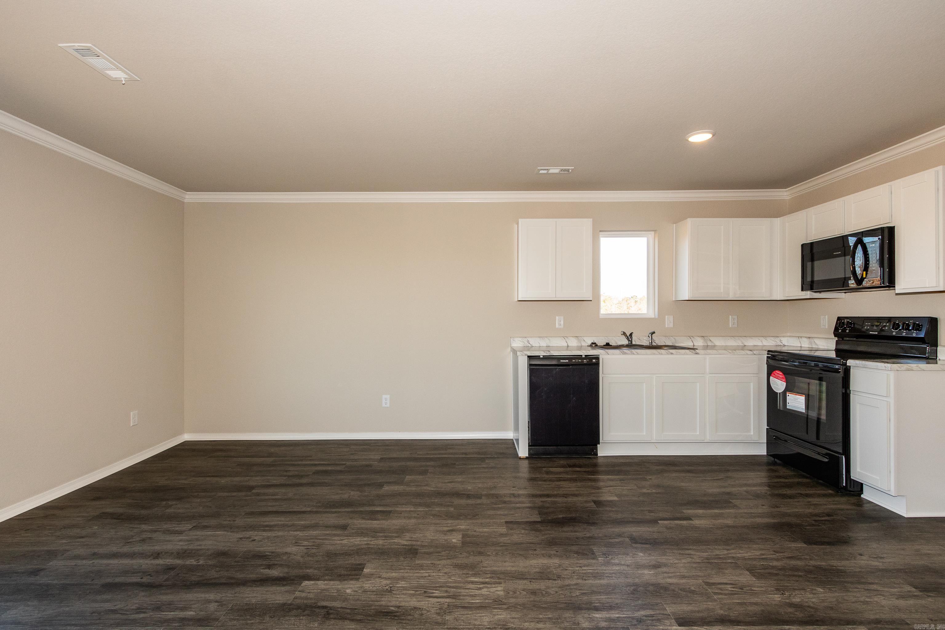 THE MEADOWS - Residential