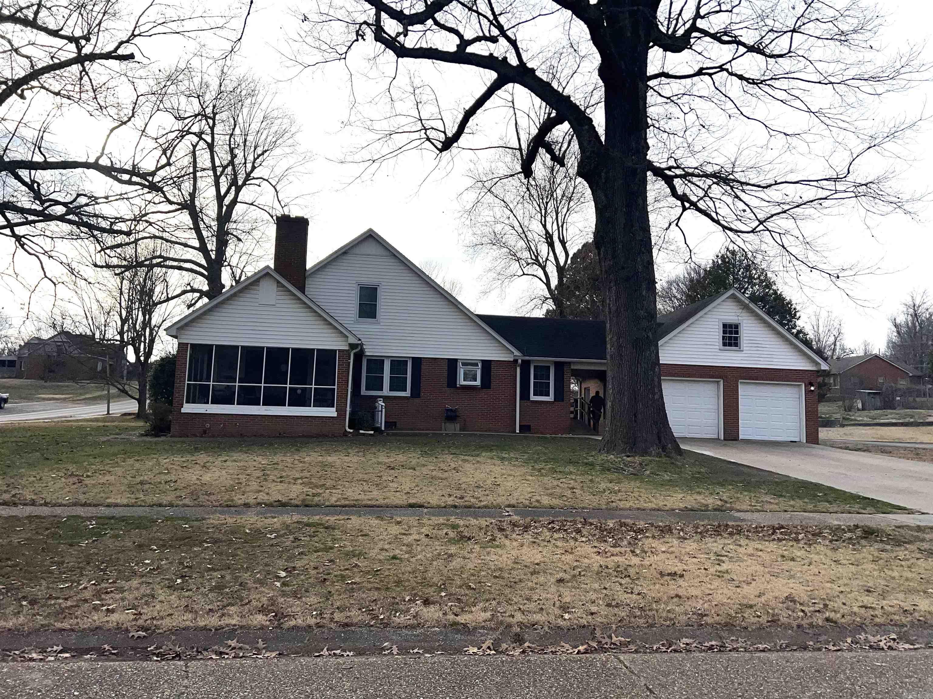 PIGGOTT - Residential