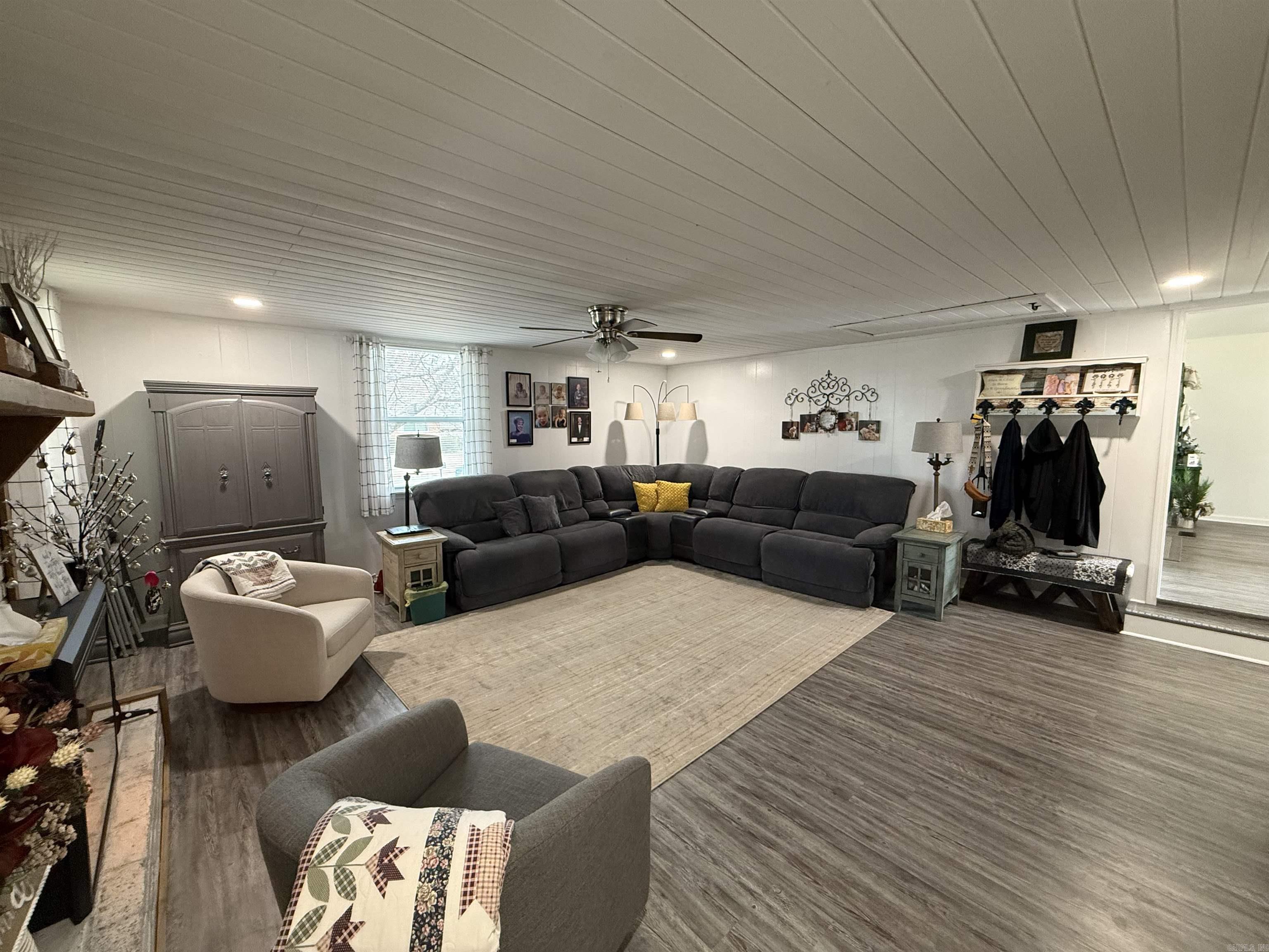 CLOVERDALE ADD (SEARCY) - Residential