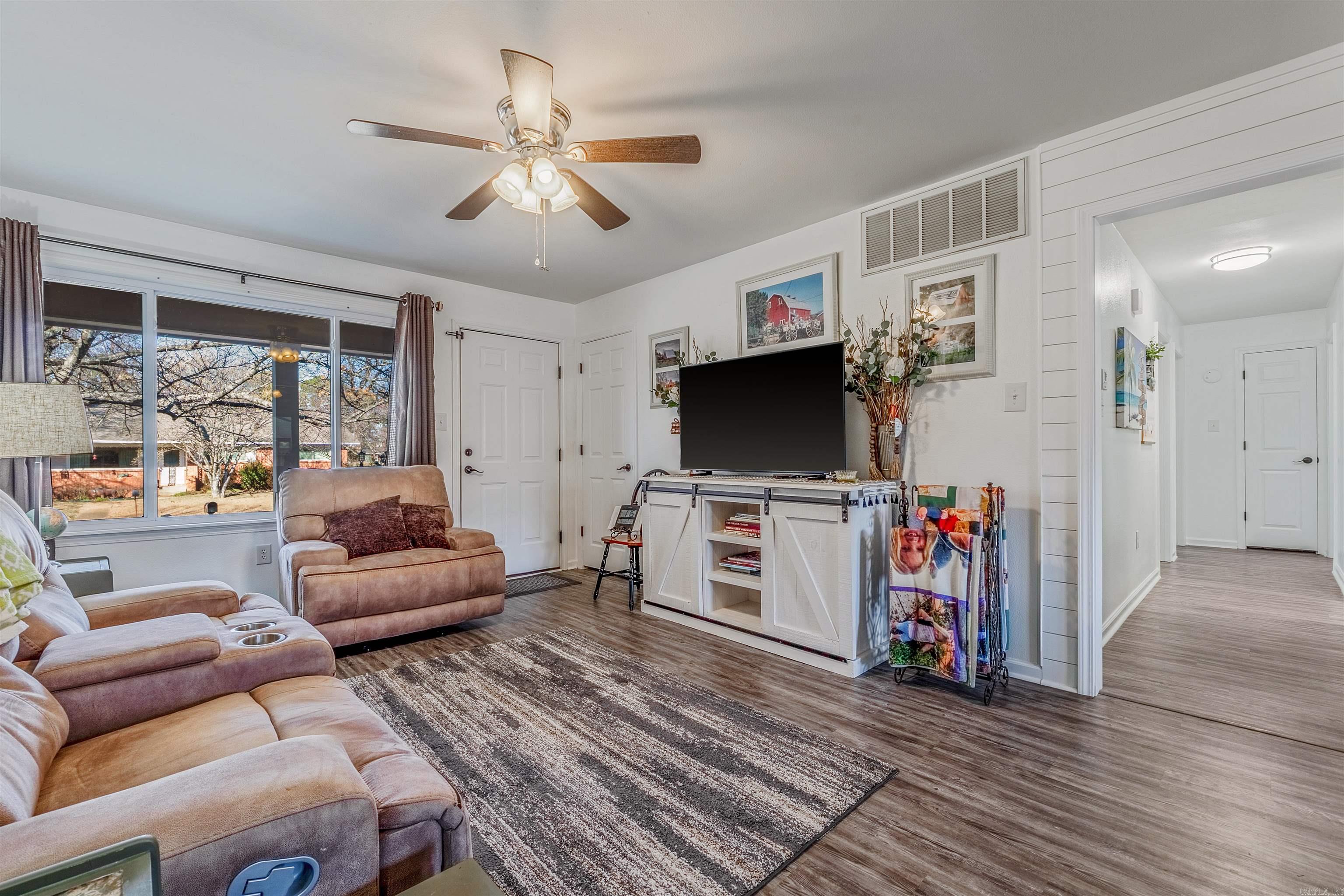 CLOVERDALE ADD (SEARCY) - Residential