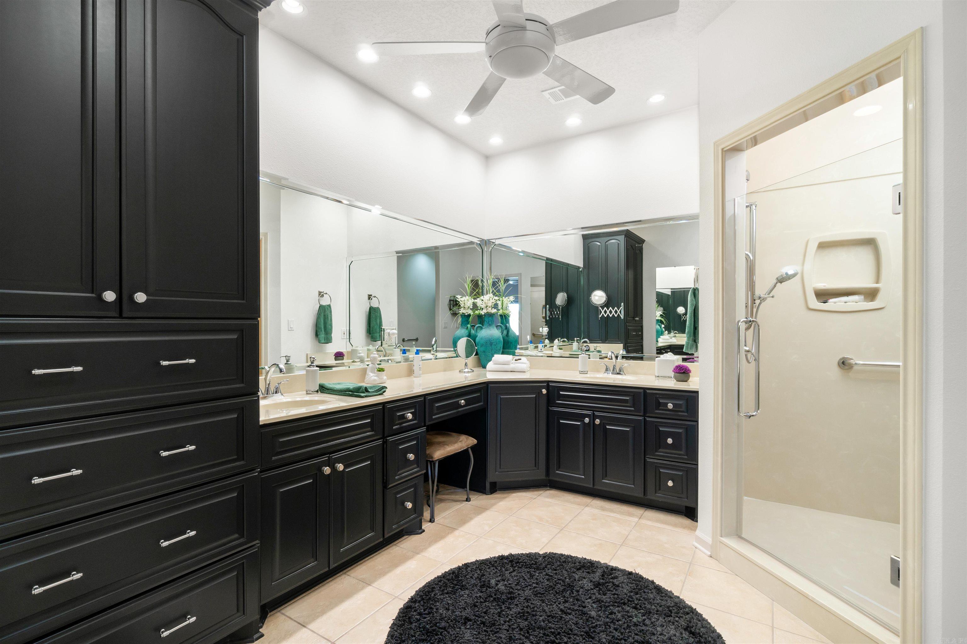 TIBURON - Residential