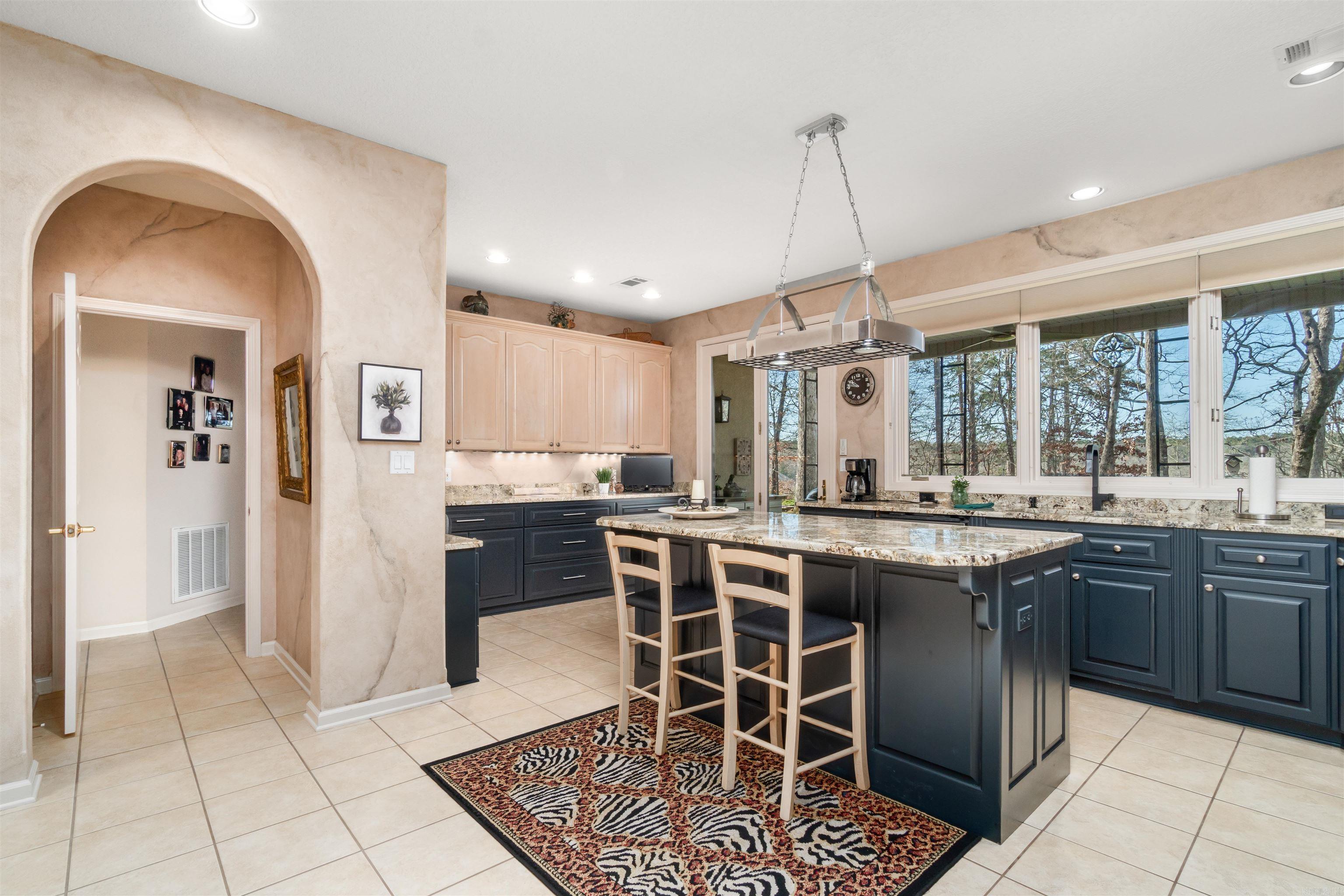 TIBURON - Residential