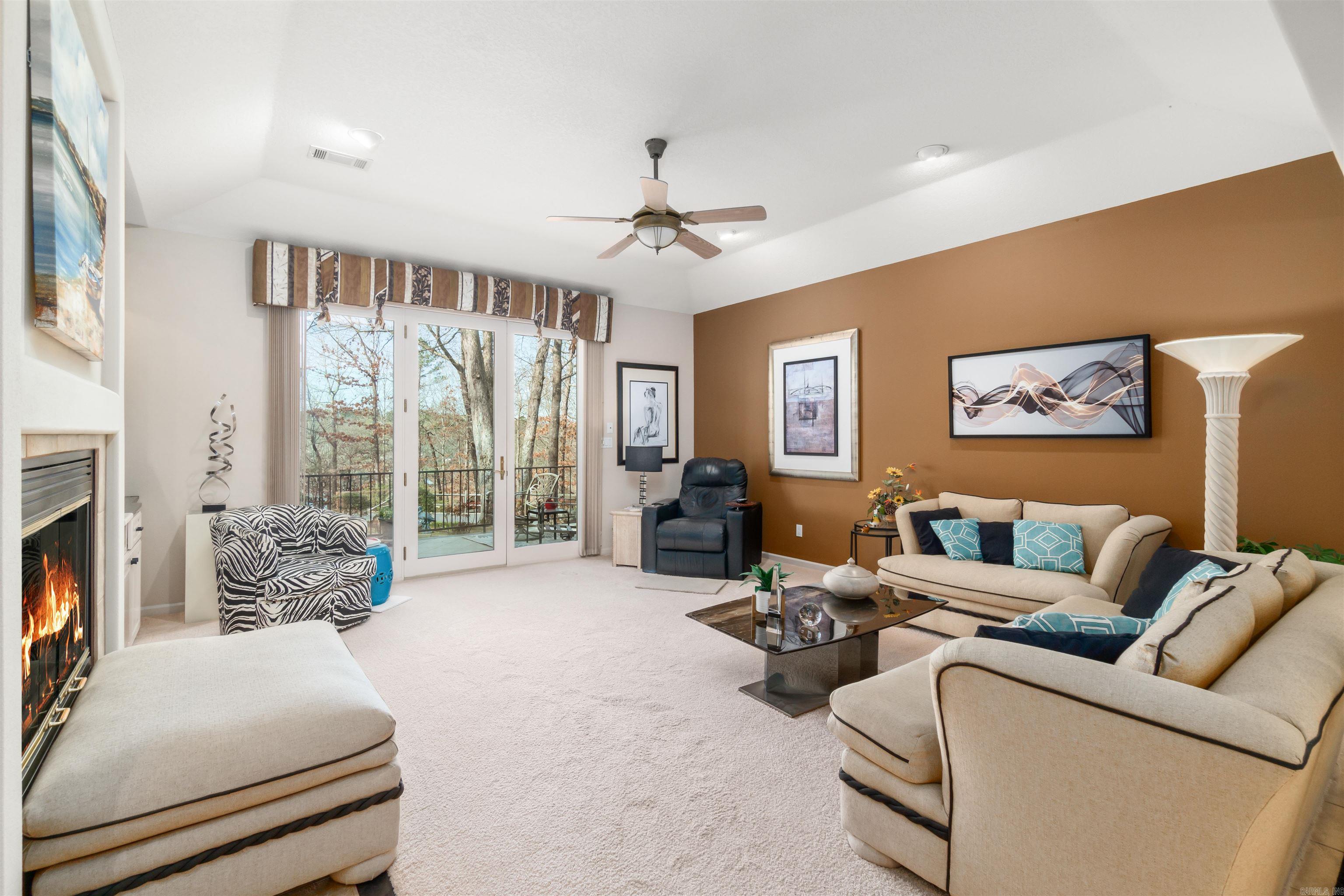 TIBURON - Residential