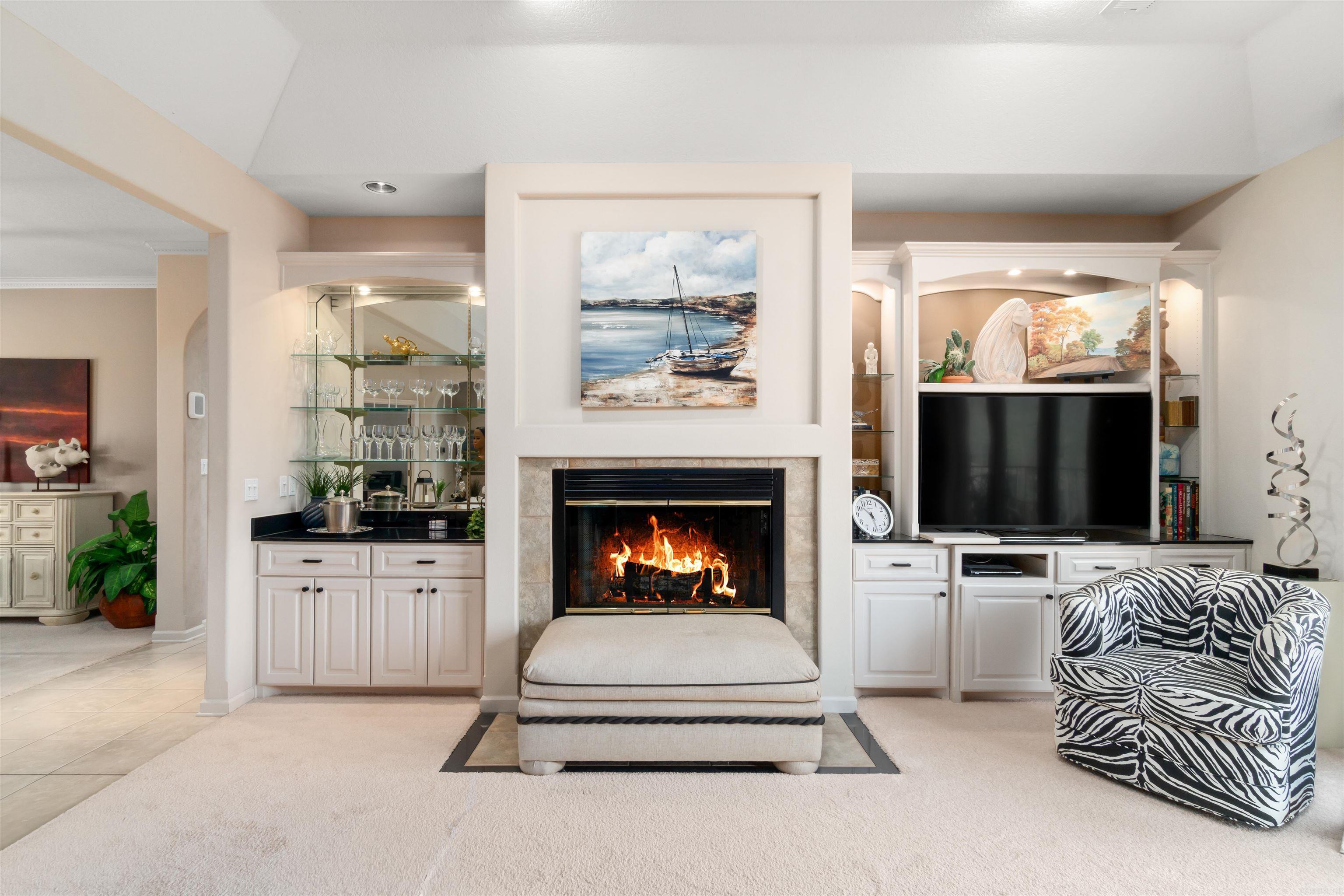 TIBURON - Residential