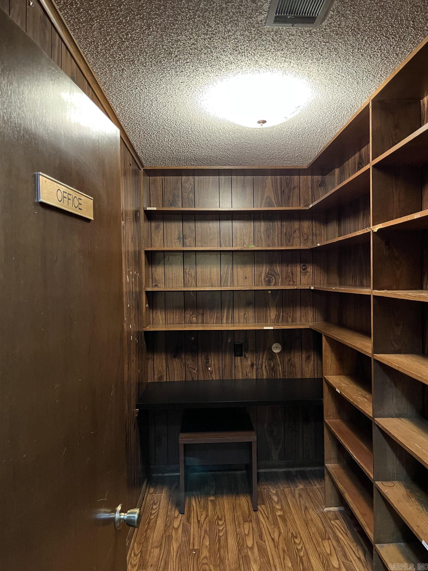 UNIVERSITY PARK NO - Residential