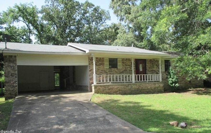 3 bedrooms, 2 baths, large lot with outside storage.  Fireplace in the open living/ dining room.  Master bath has spa tub. Call today.This is a Fannie Mae HomePath property. Go to www.homepath.com for First Look info. The Seller has directed that all offers be made using HomePath online offer system at homepath.com. Fannie Mae Purchase Addendum is attached and required with all offers. Owner Occ. Cert. attached and required with all owner occ. offers.