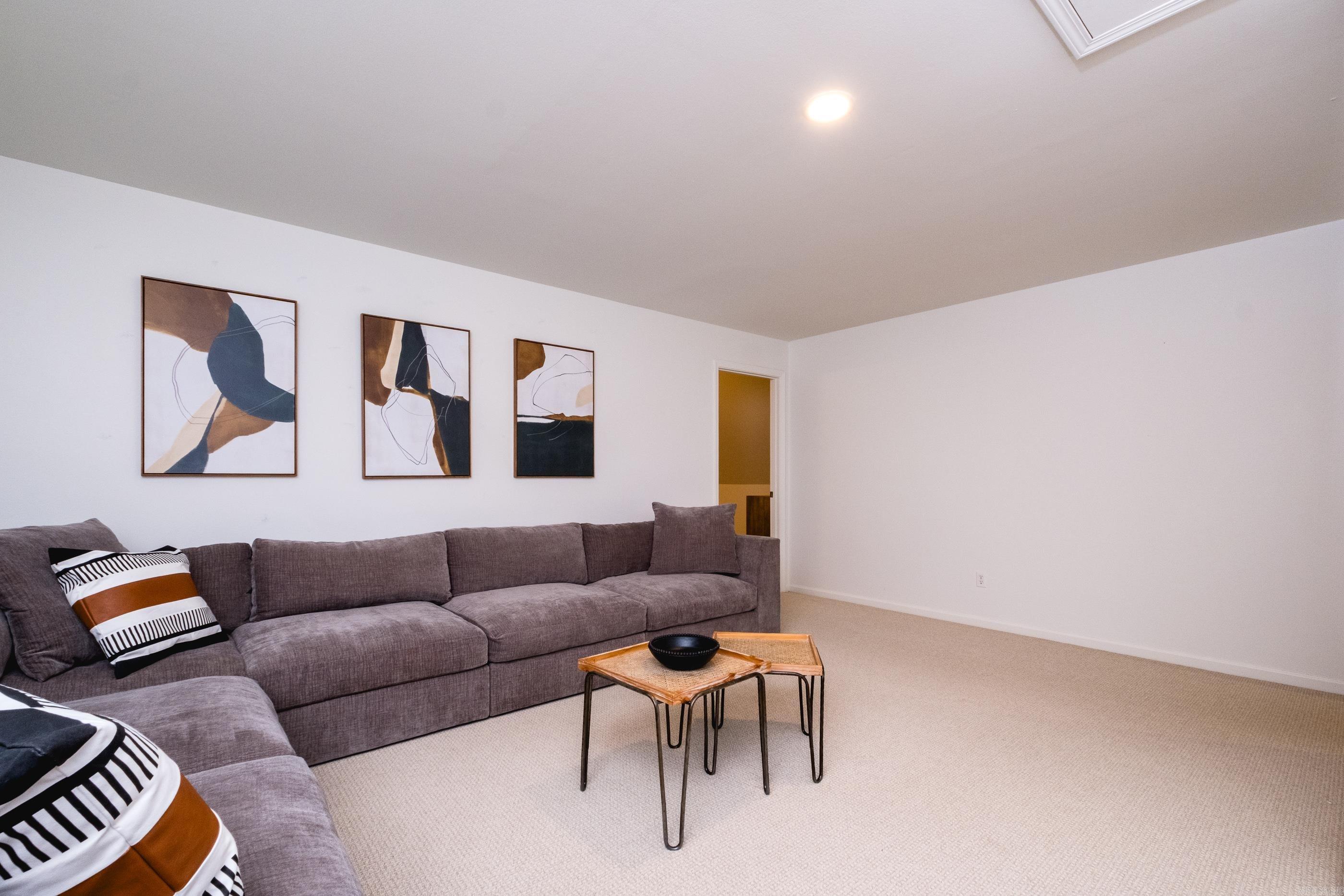 HILLSBOROUGH - Residential