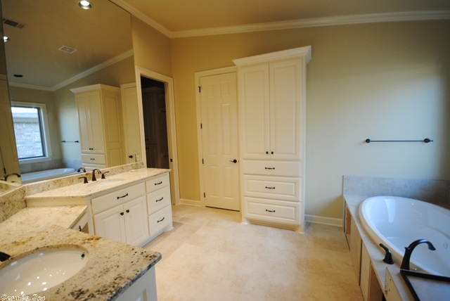 Hickory Grove - Residential