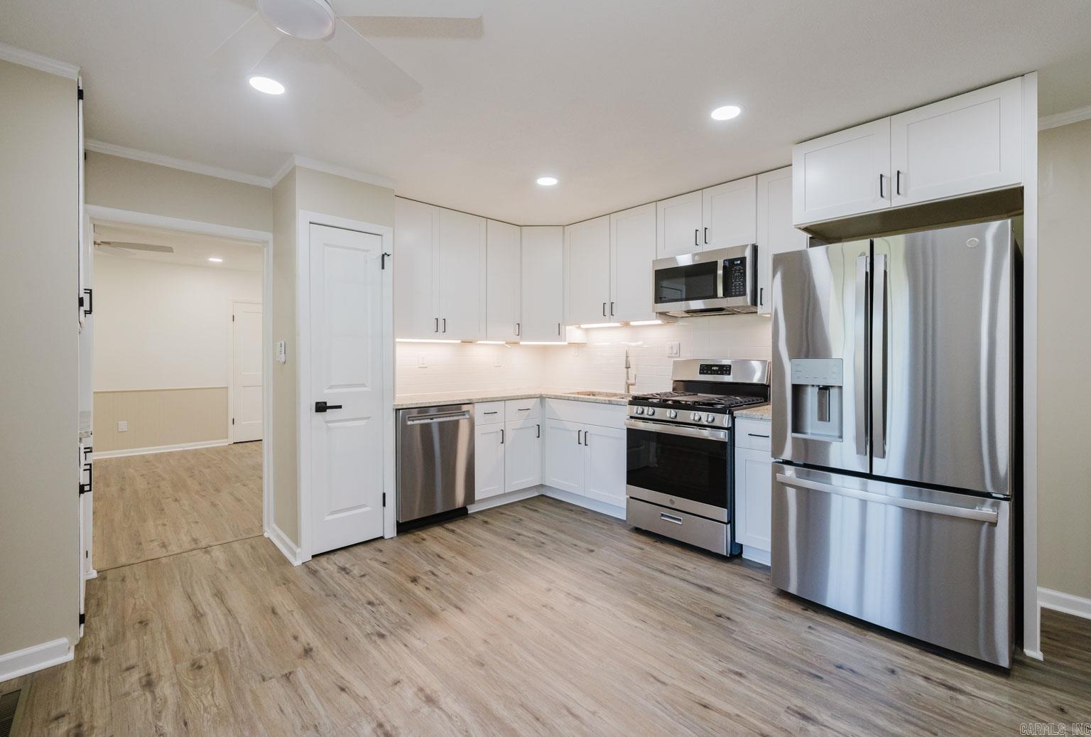 WATSON MANOR - Residential