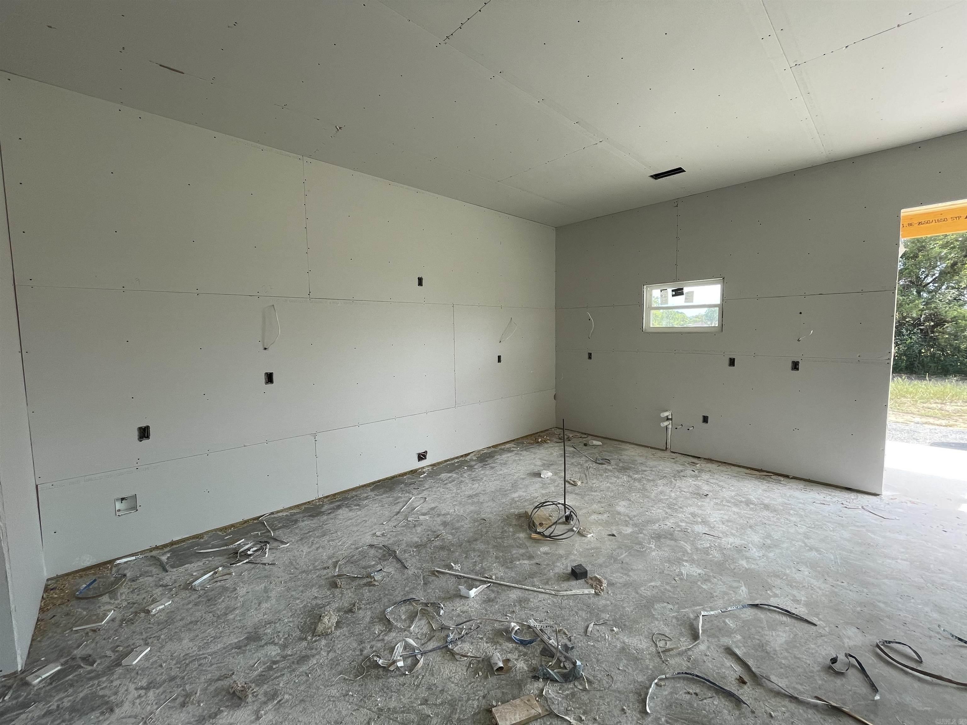 EAST MEADOW - Residential