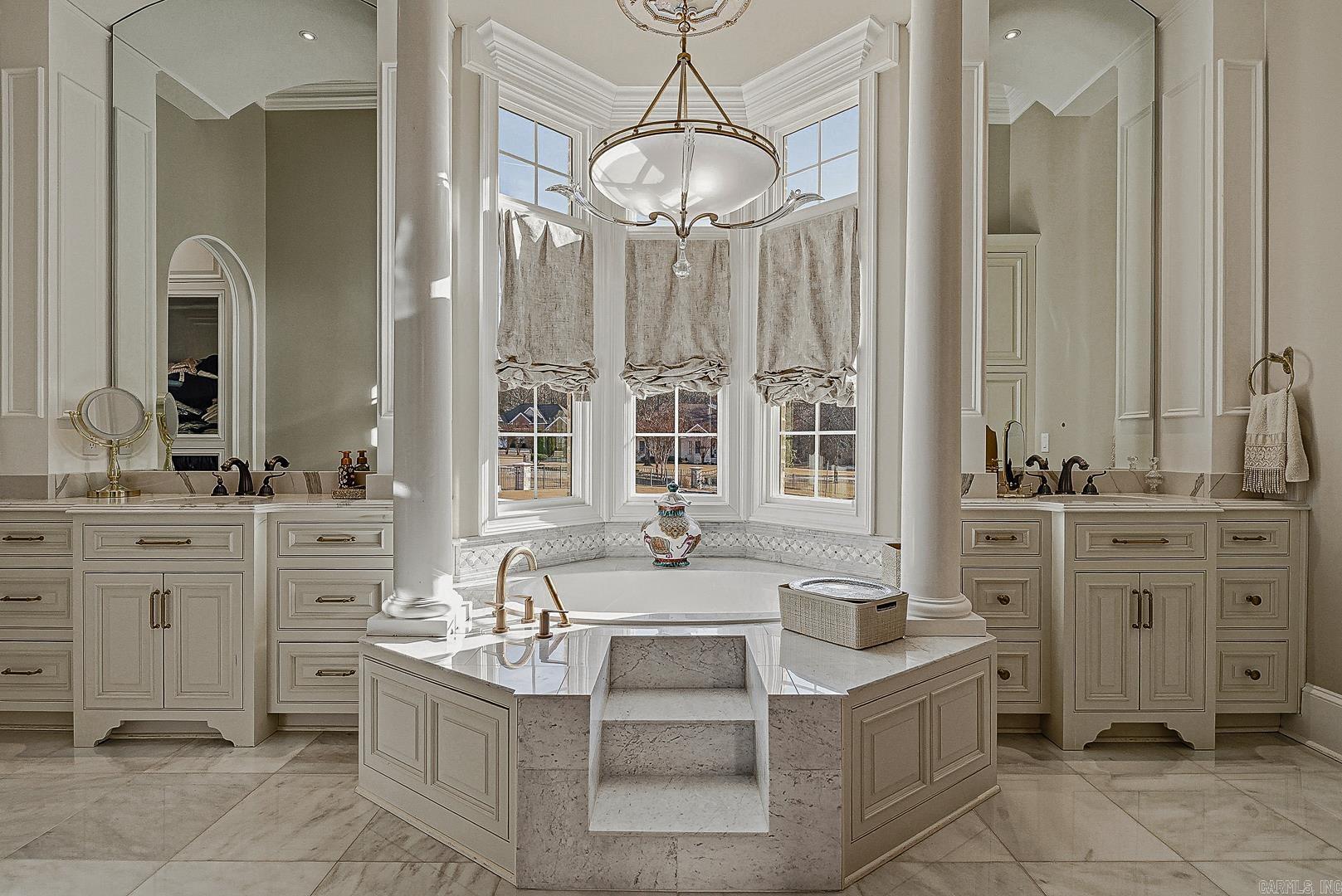 Ridgepointe - Residential