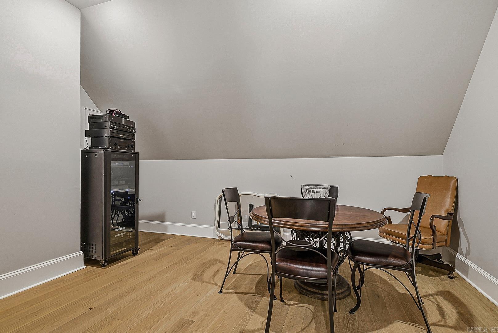 Ridgepointe - Residential