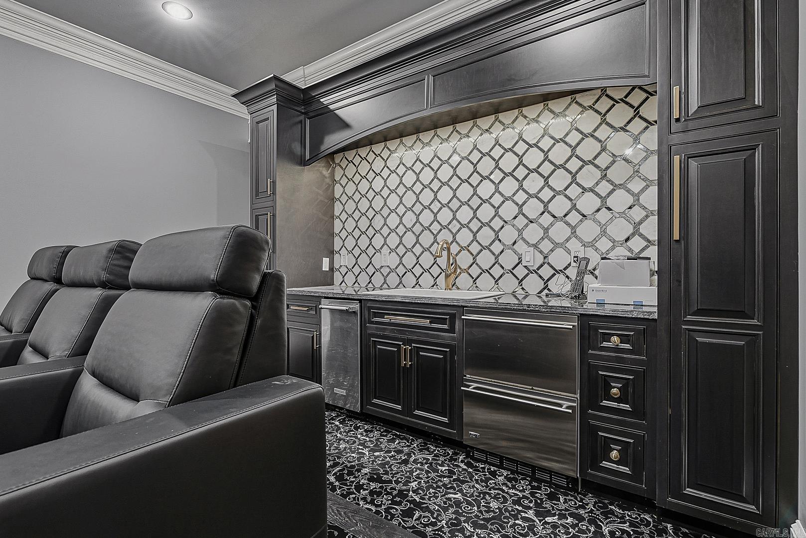 Ridgepointe - Residential