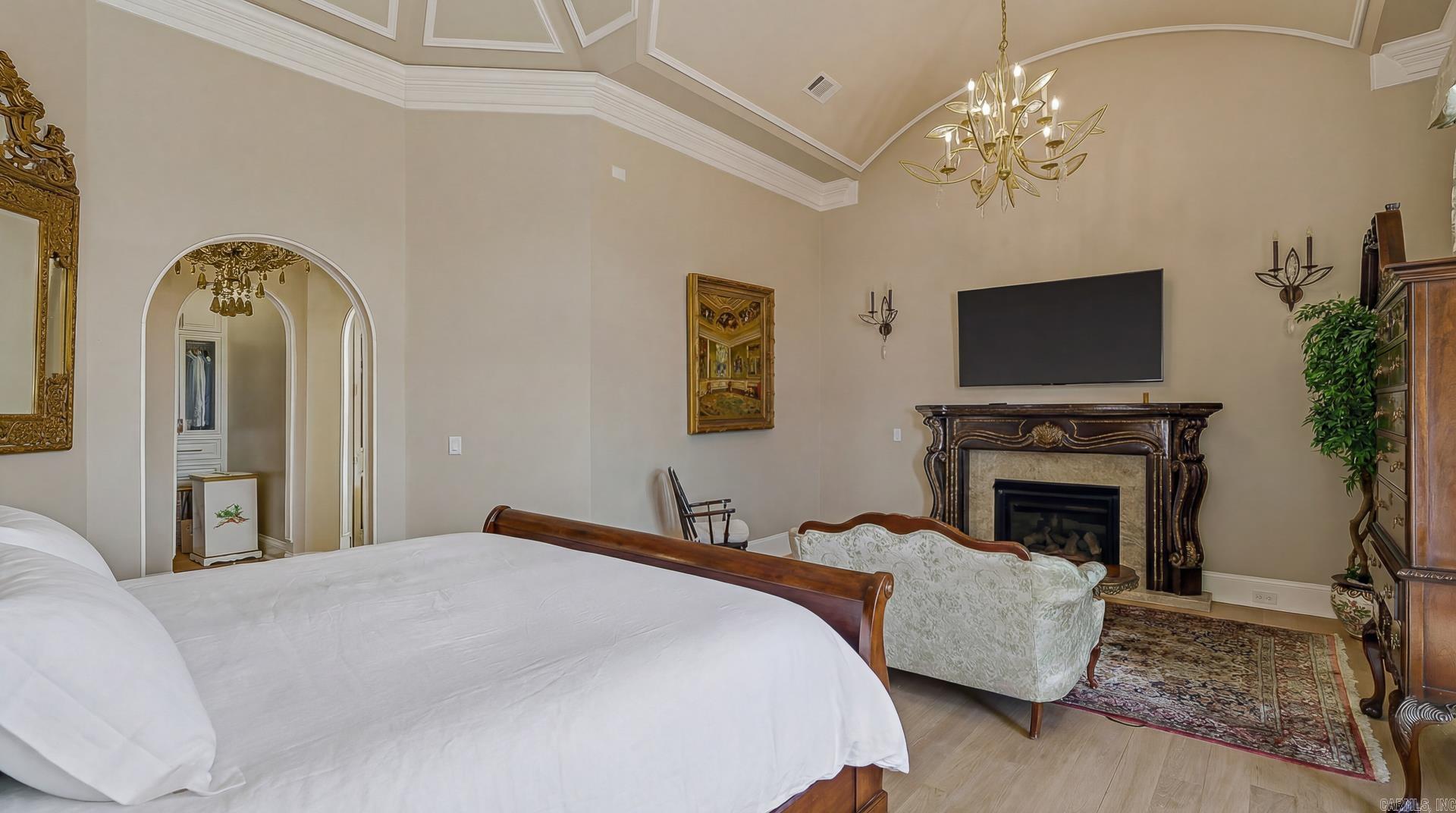 Ridgepointe - Residential