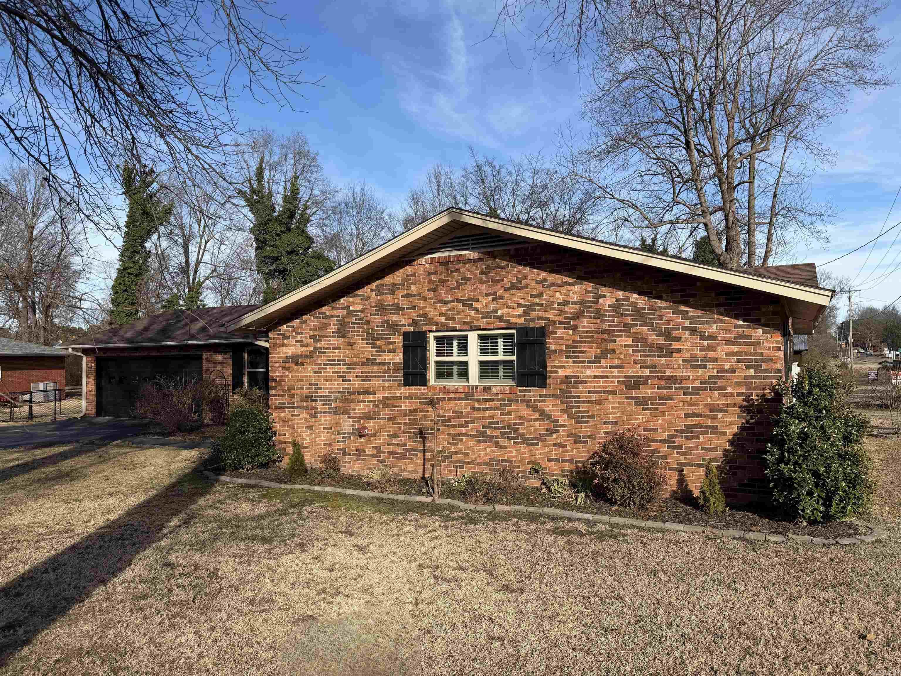 BALLARD HEIGHTS - Residential