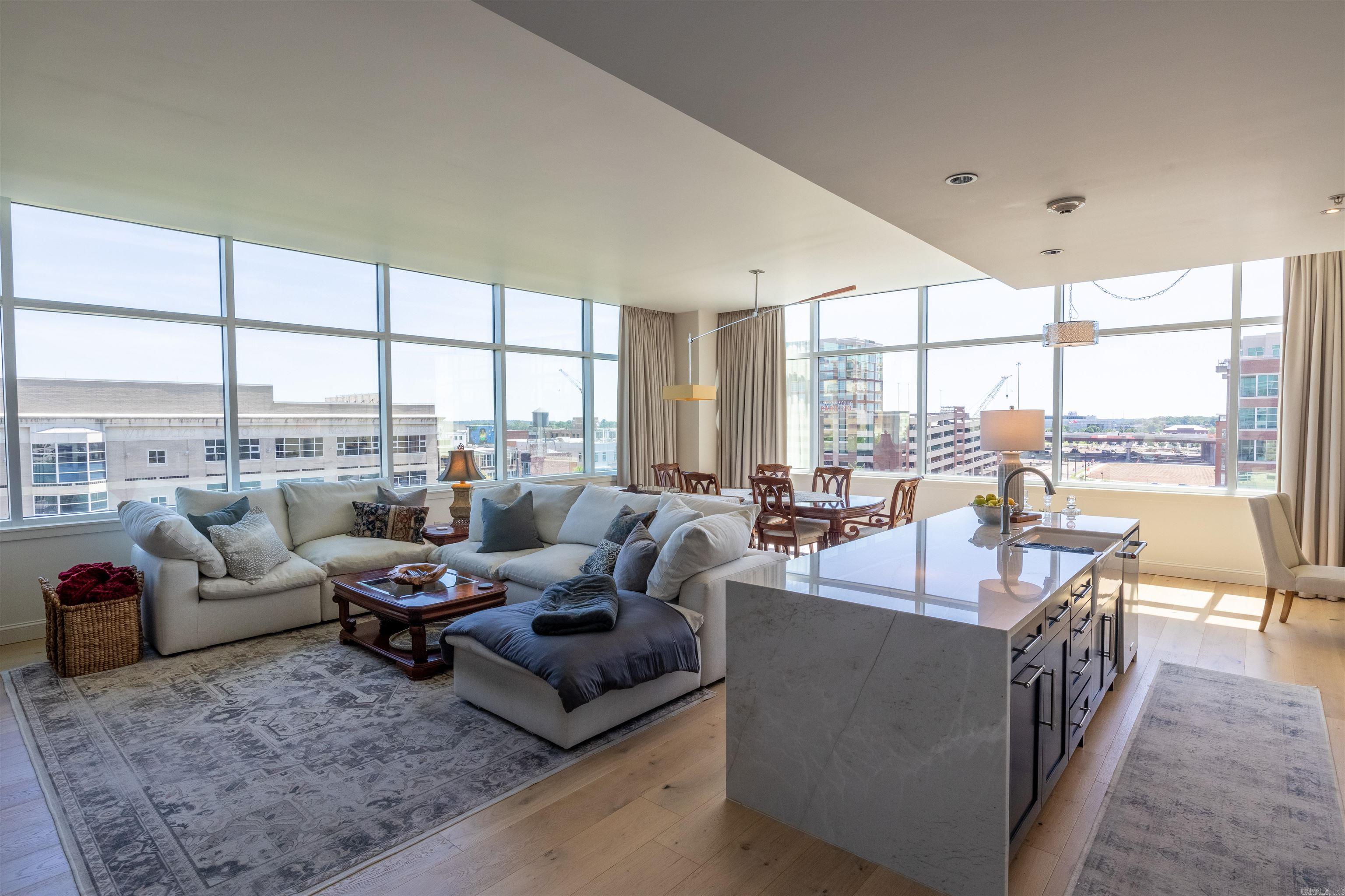 300 THIRD HPR - Residential