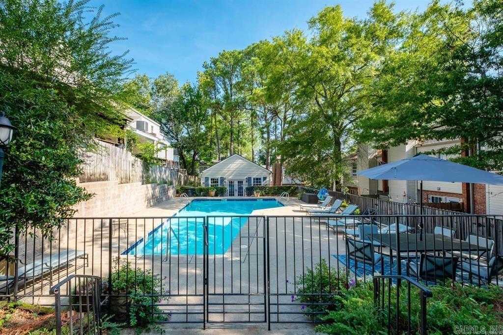 FOXCROFT SQUARE HPR - Residential