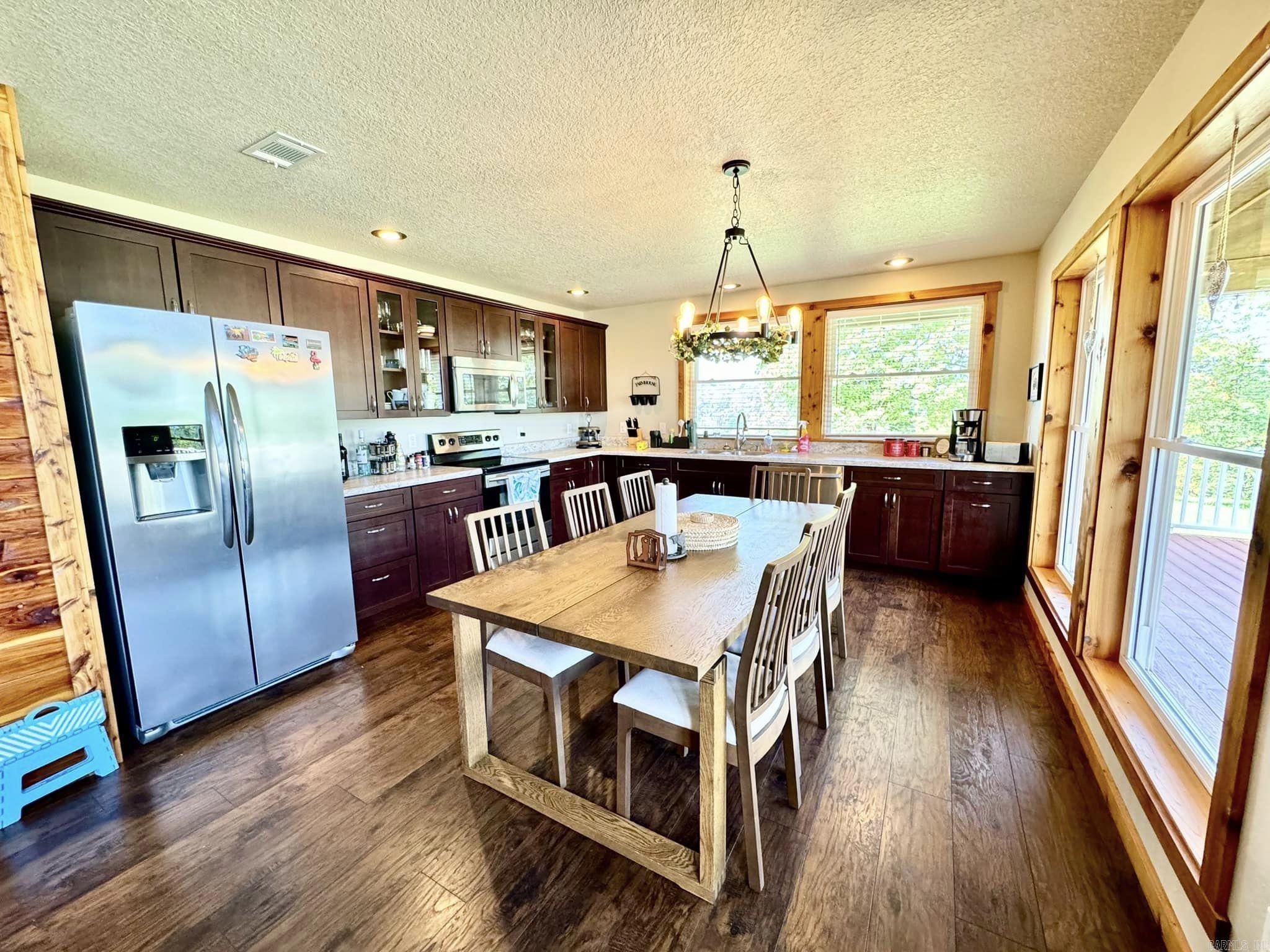 Viking Landing - Residential