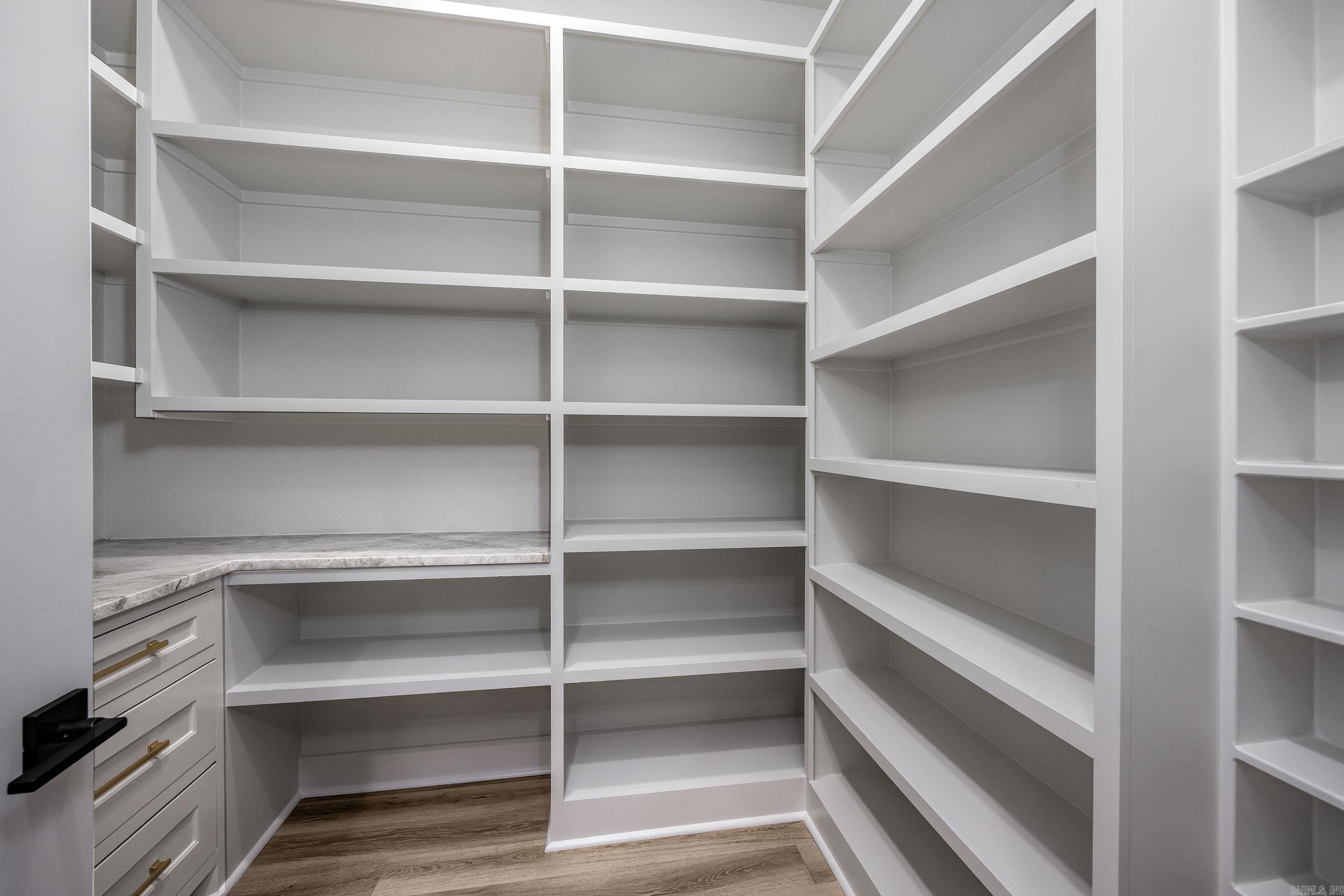 CHENAL VALLEY "FALSTONE COURT" - Residential