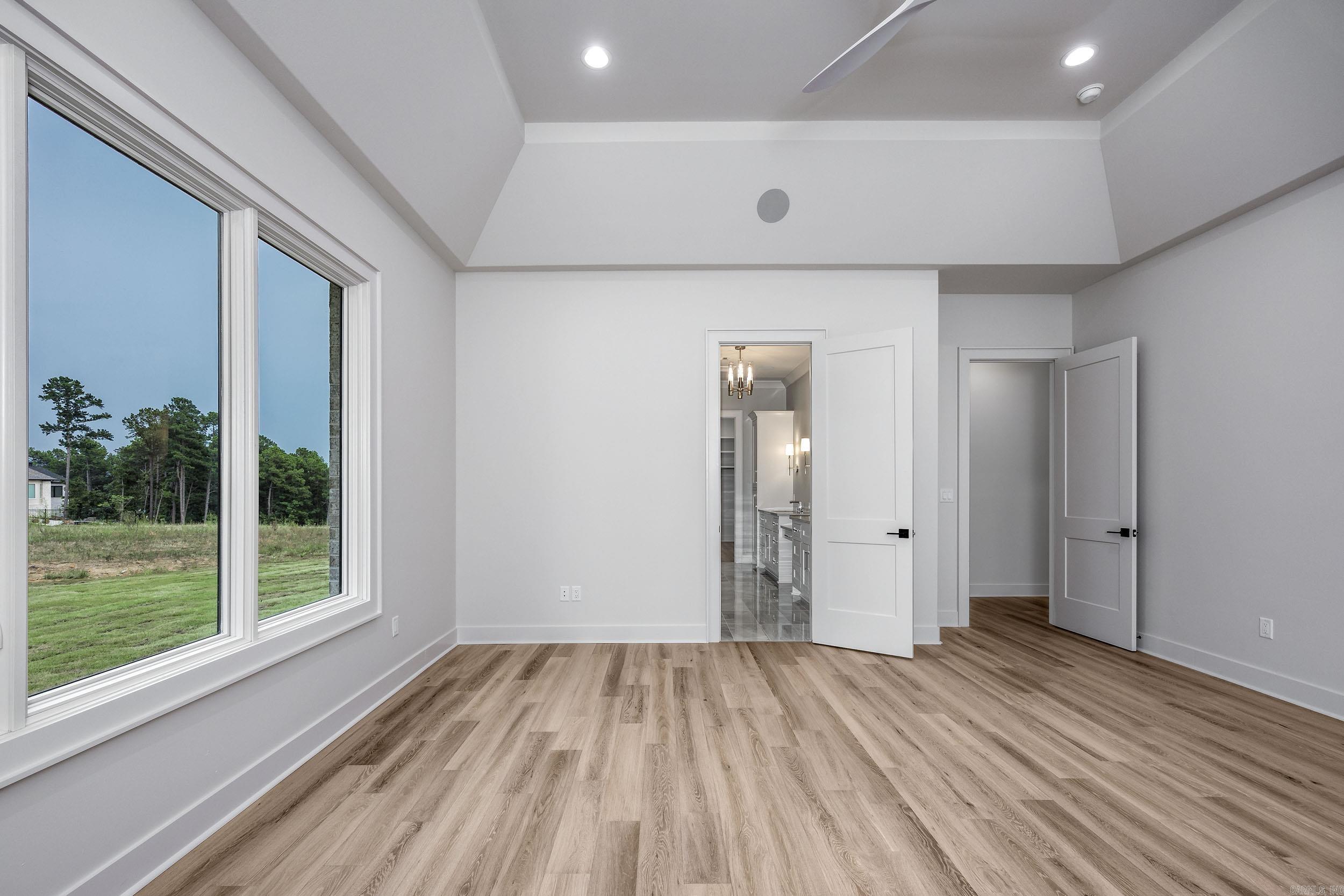 CHENAL VALLEY "FALSTONE COURT" - Residential