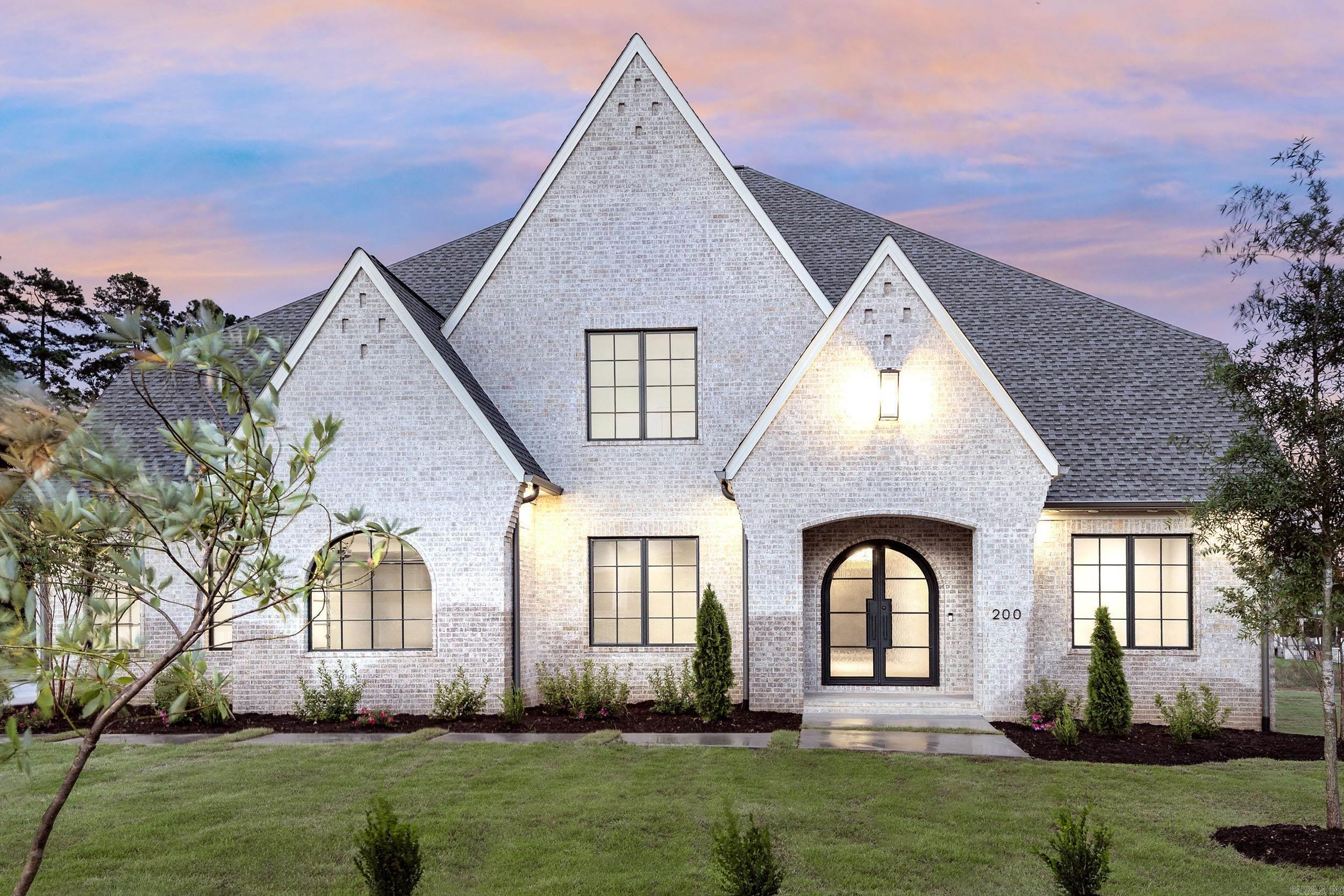 CHENAL VALLEY "FALSTONE COURT" - Residential