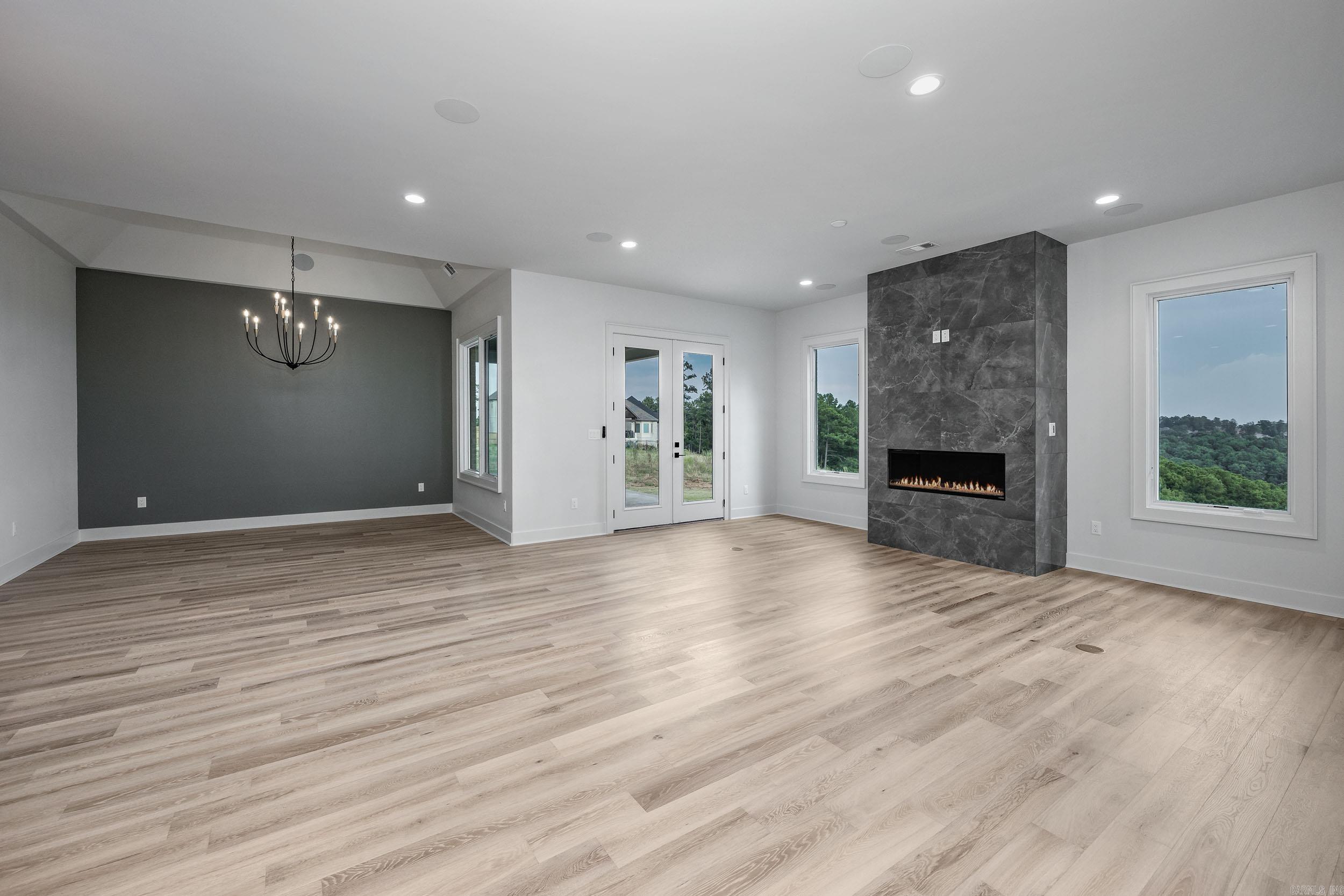 CHENAL VALLEY "FALSTONE COURT" - Residential