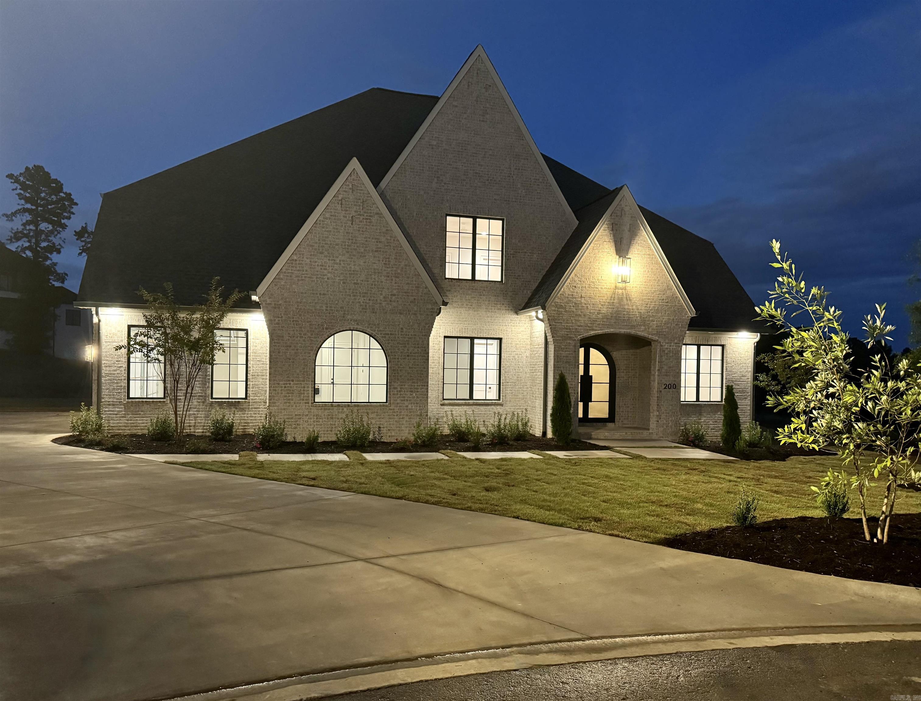 CHENAL VALLEY "FALSTONE COURT" - Residential