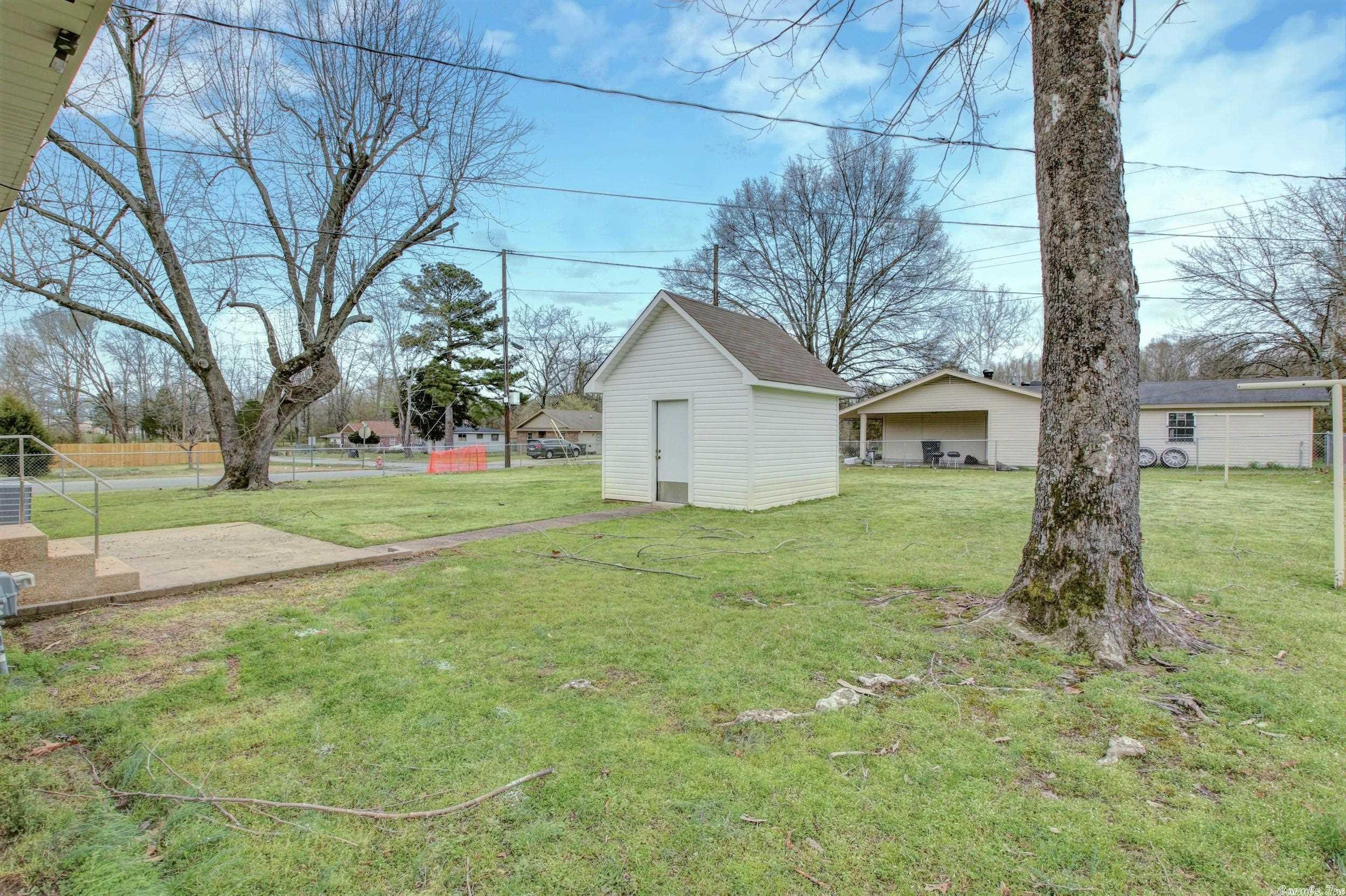 Duprees 2nd East Jack - Residential Lease